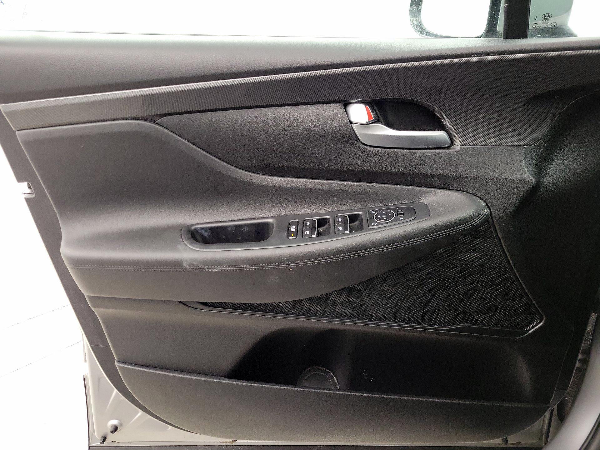 Thumbnail: 2023 Hyundai Santa Fe - 12