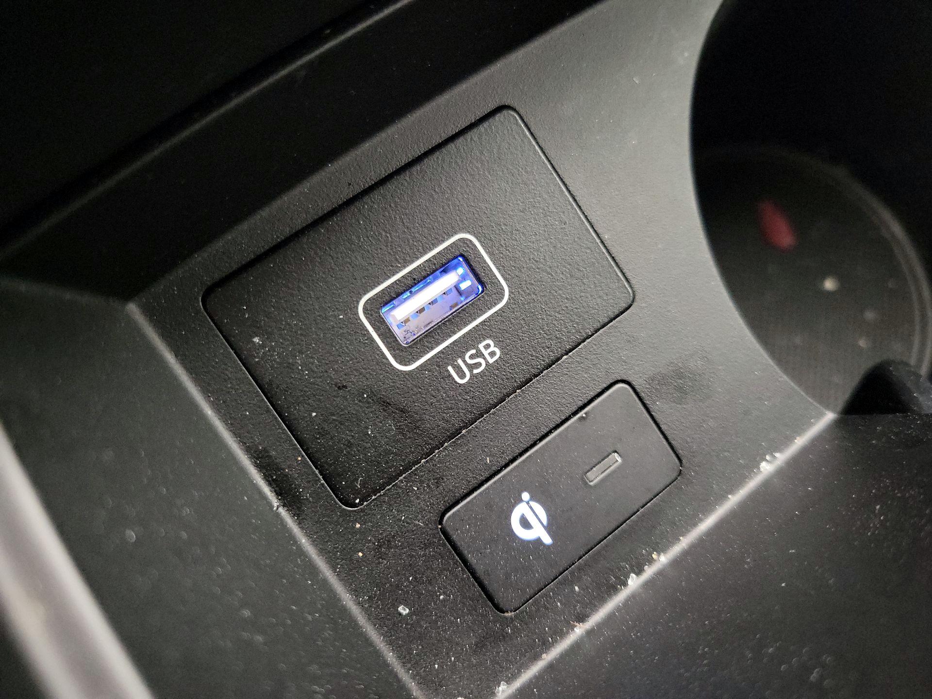 Thumbnail: 2023 Hyundai Santa Fe - 19