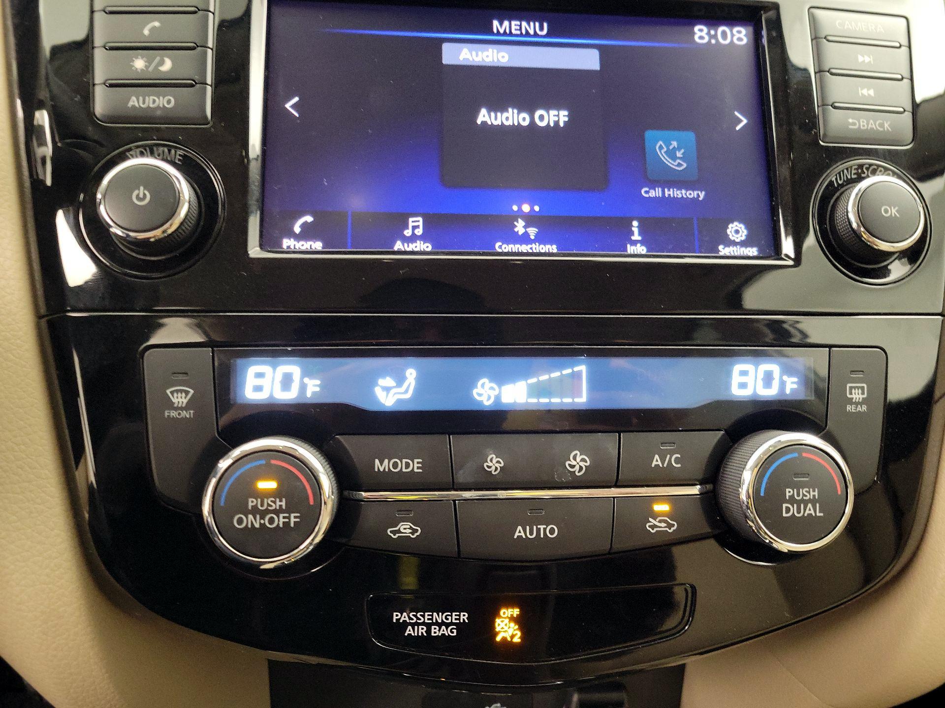 Thumbnail: 2020 Nissan Rogue - 16