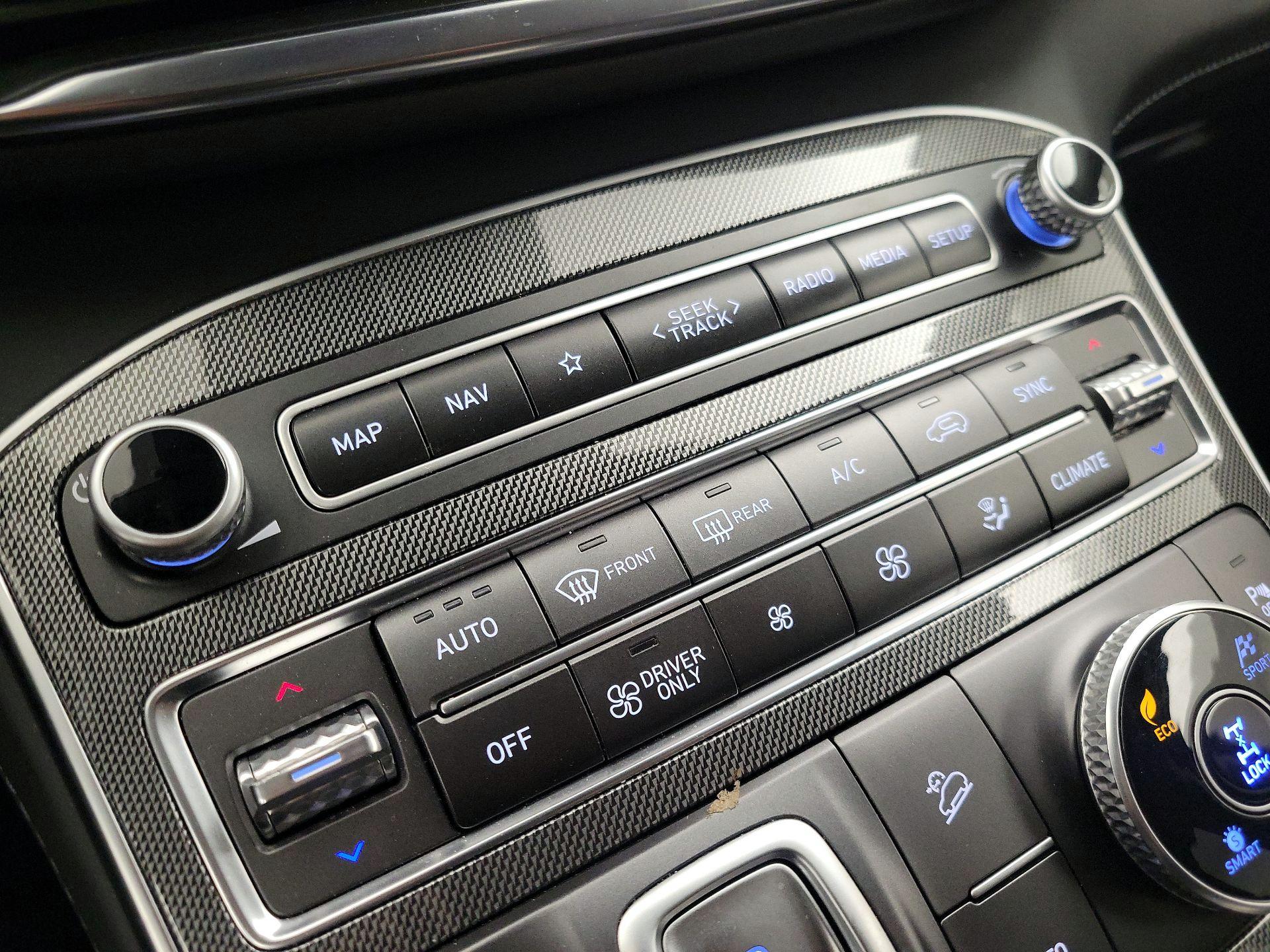 Thumbnail: 2023 Hyundai Santa Fe - 17