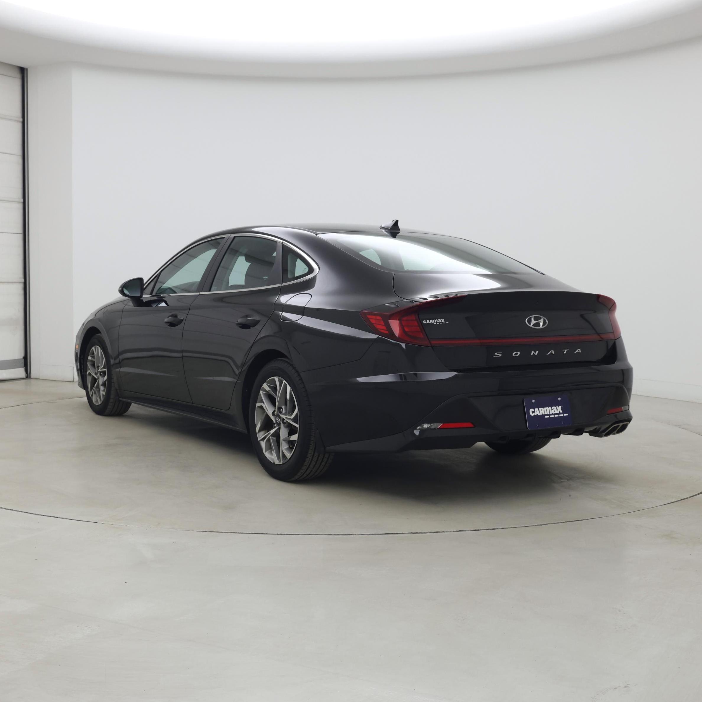 Thumbnail: 2022 Hyundai Sonata - 2