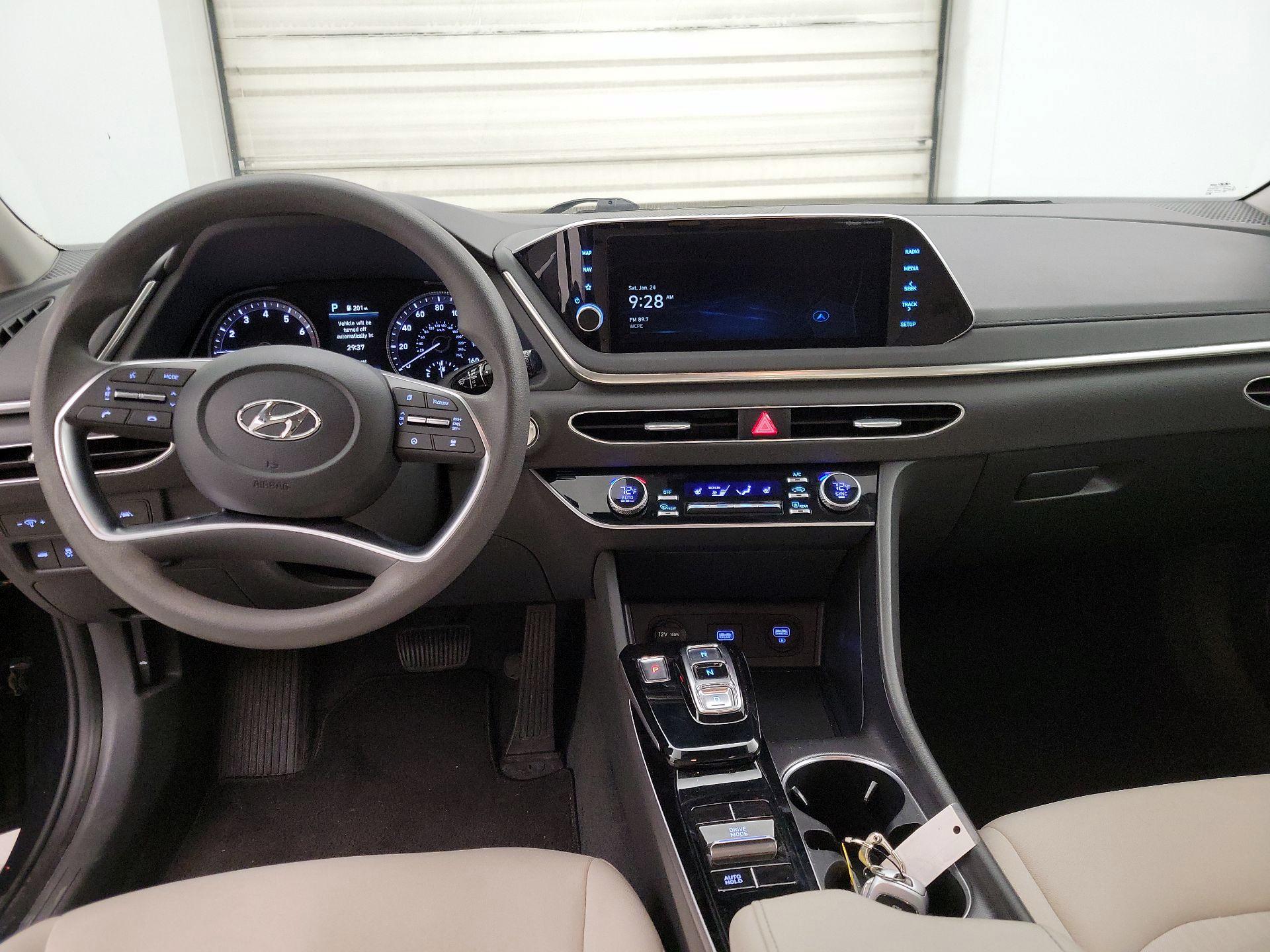 Thumbnail: 2023 Hyundai Sonata - 9