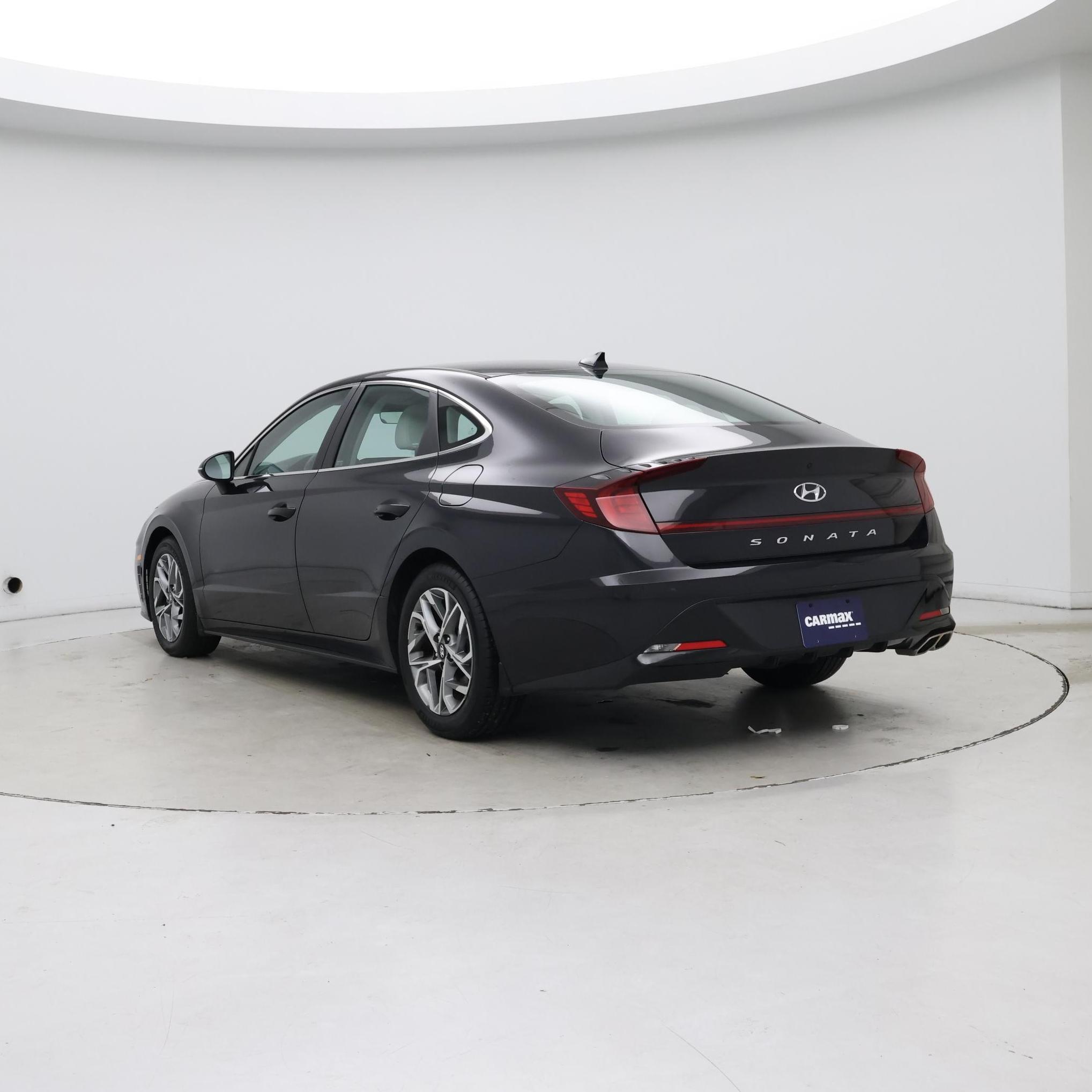 Thumbnail: 2023 Hyundai Sonata - 2