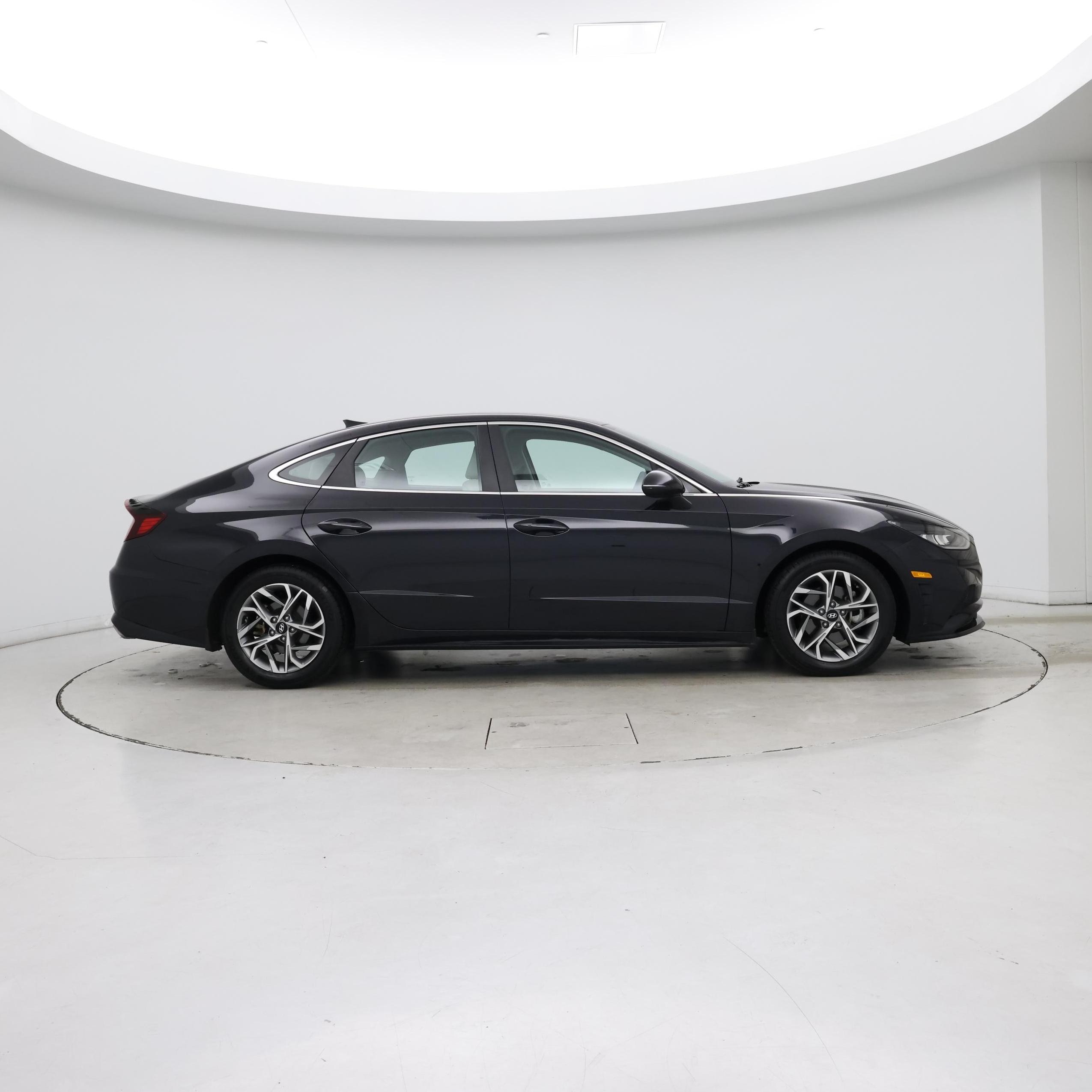 Thumbnail: 2023 Hyundai Sonata - 7