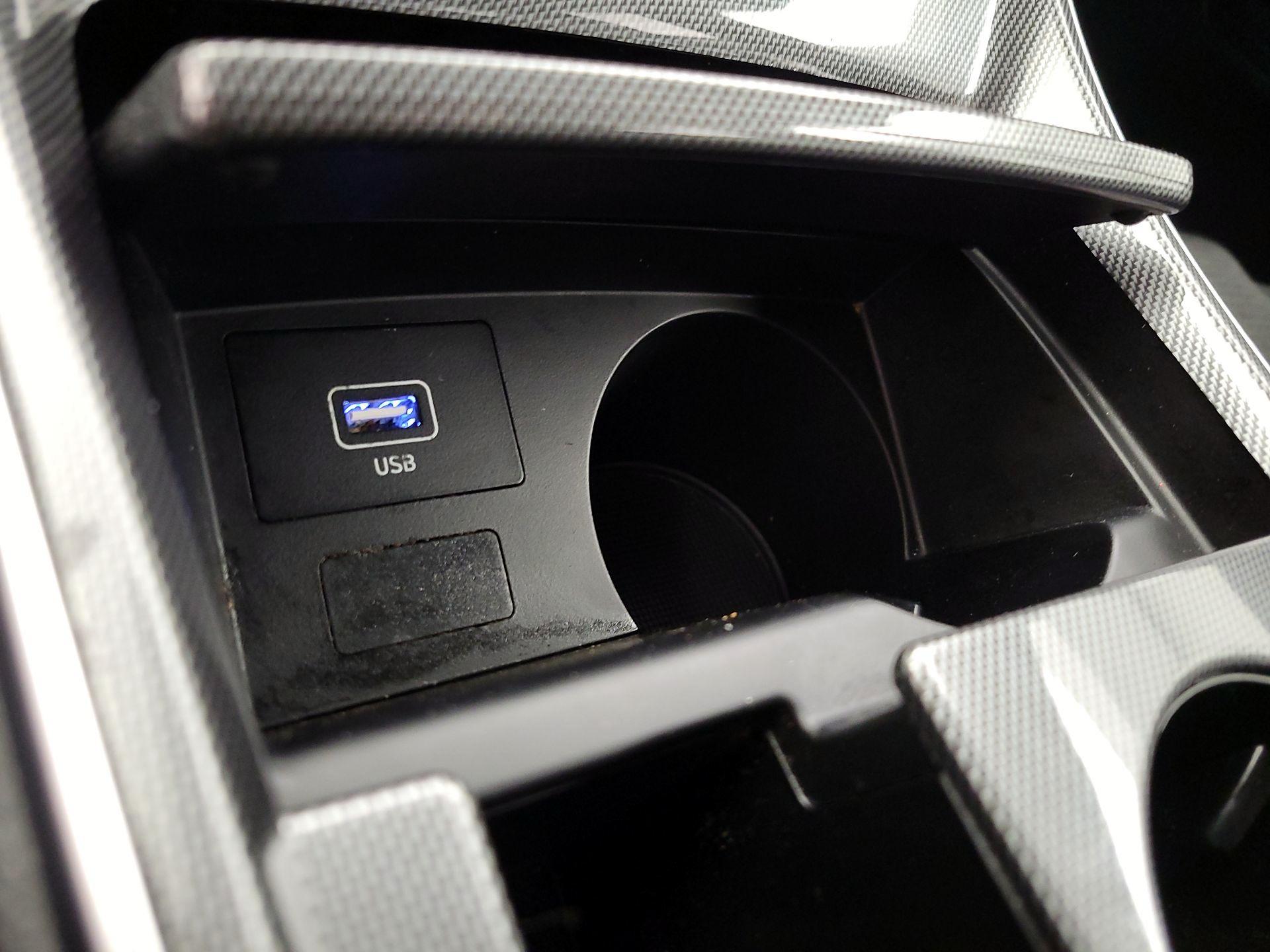 Thumbnail: 2023 Hyundai Santa Fe - 18