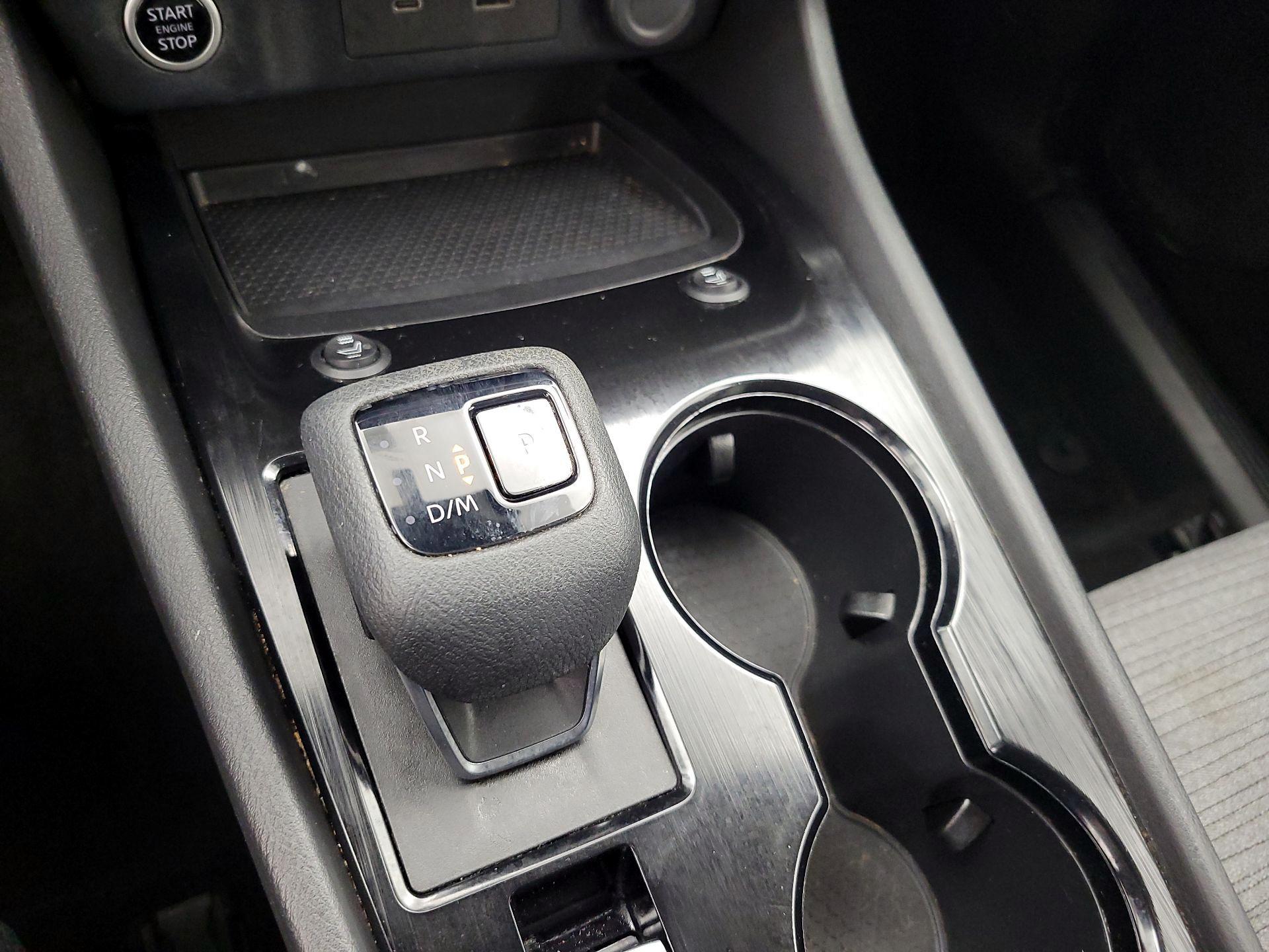 Thumbnail: 2023 Nissan Rogue - 17