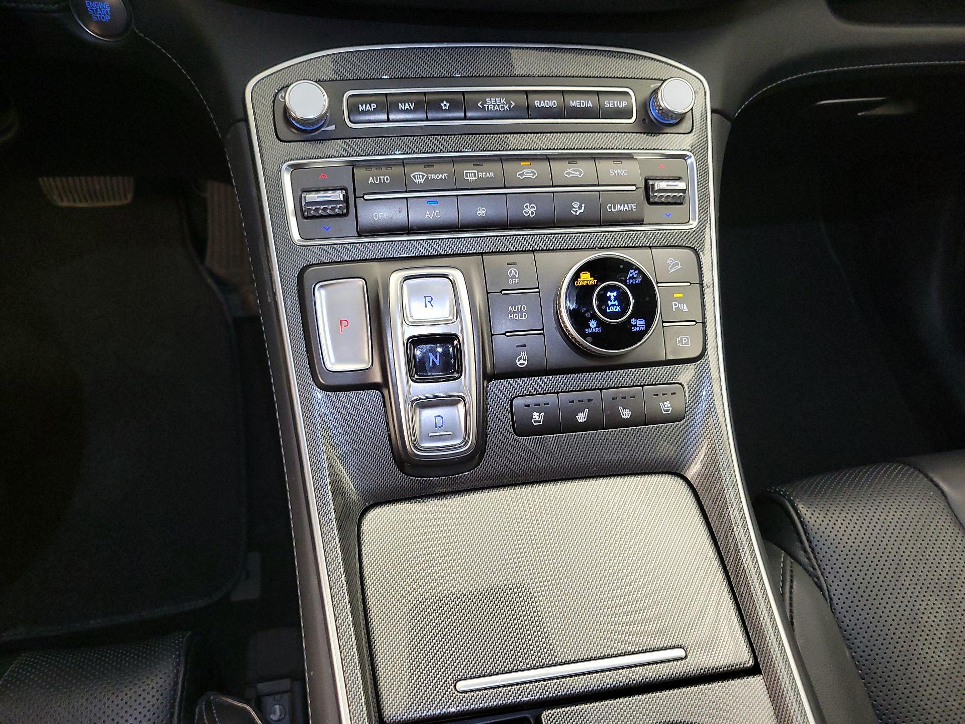 Thumbnail: 2023 Hyundai Santa Fe - 17