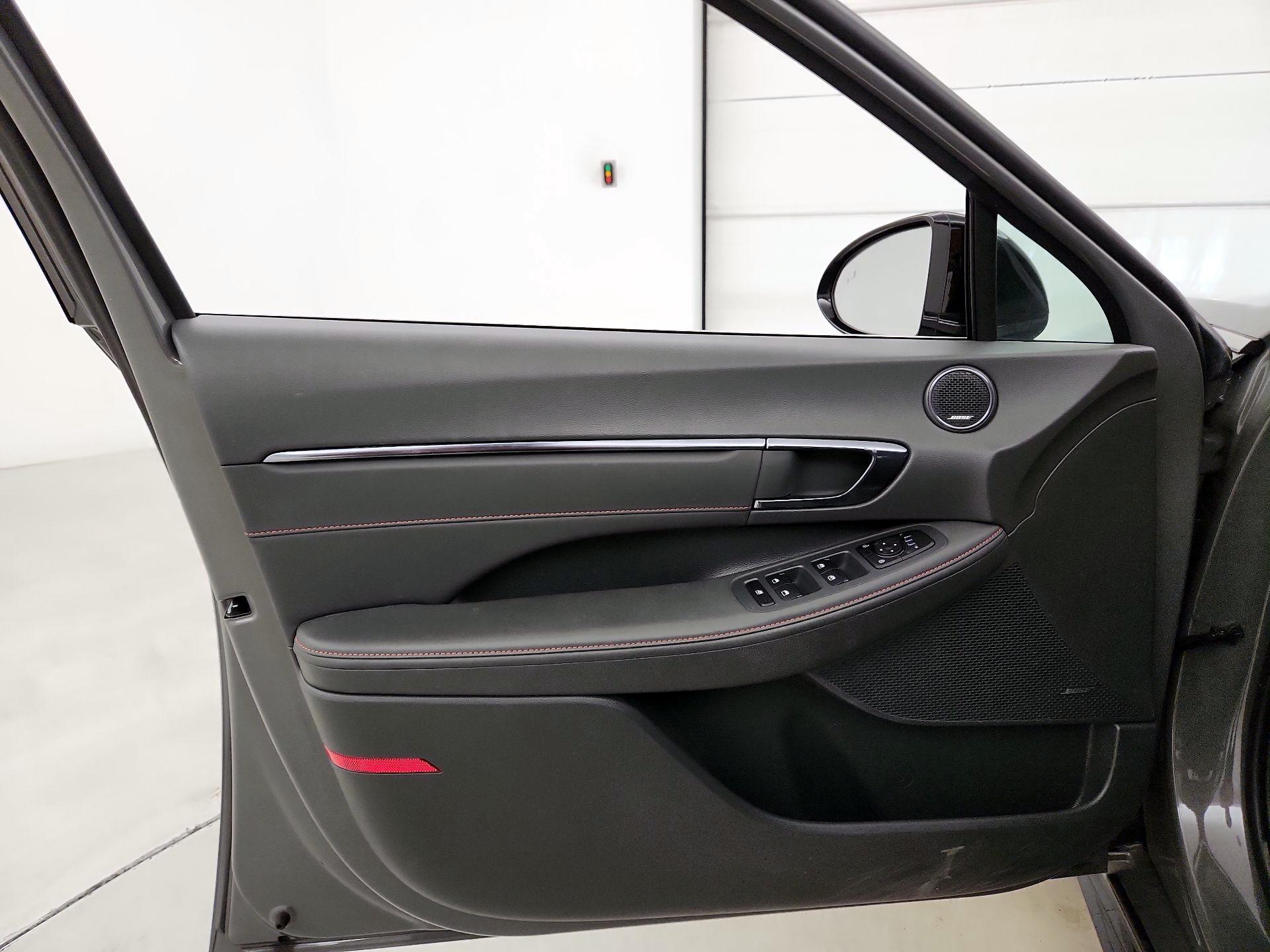 Thumbnail: 2023 Hyundai Sonata - 10