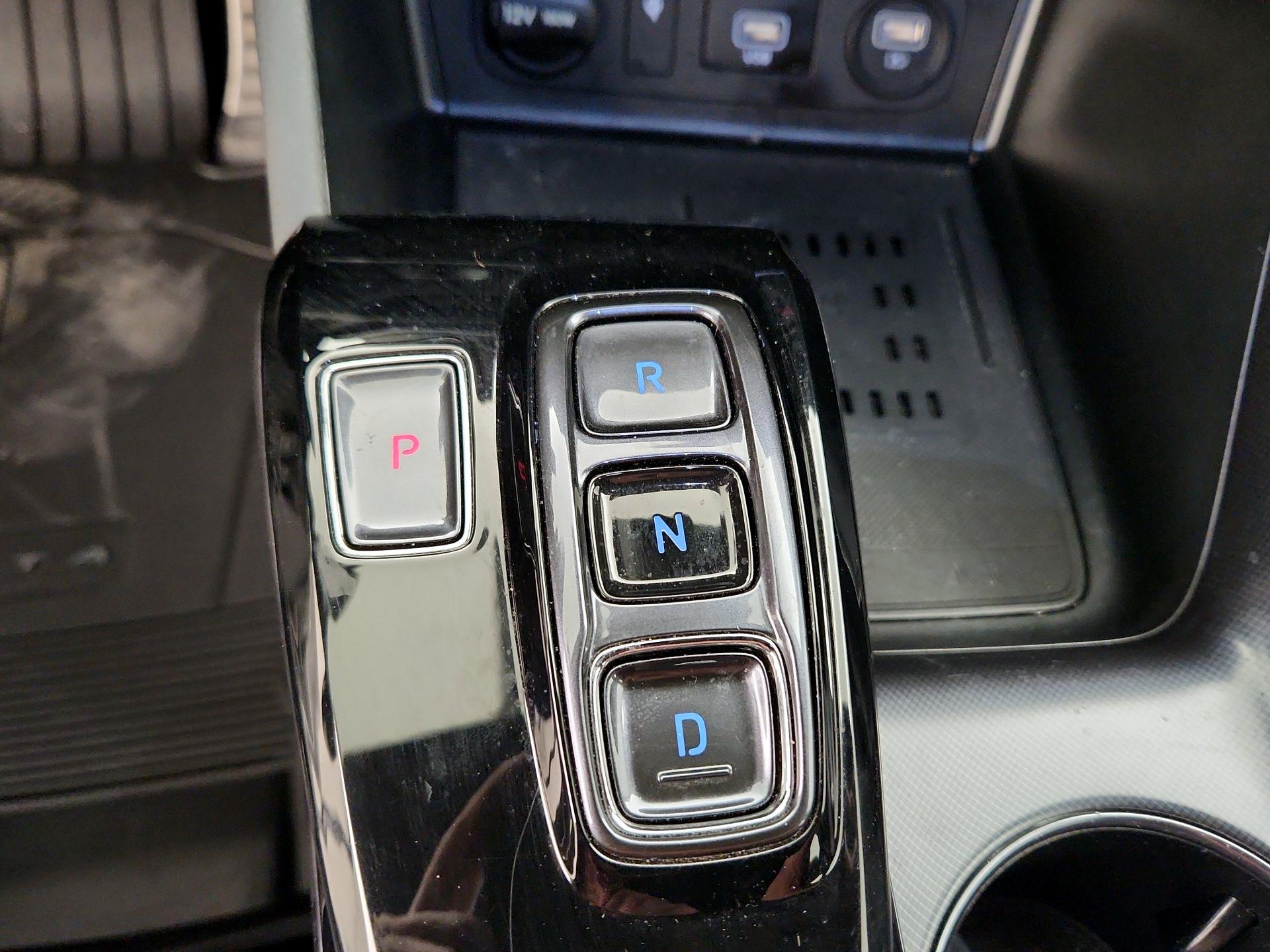 Thumbnail: 2023 Hyundai Sonata - 16