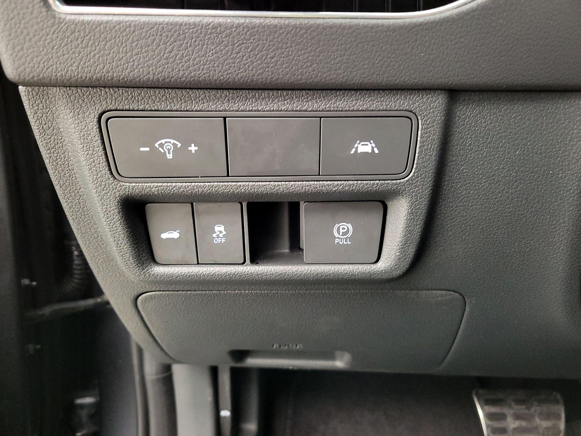 Thumbnail: 2023 Hyundai Sonata - 13