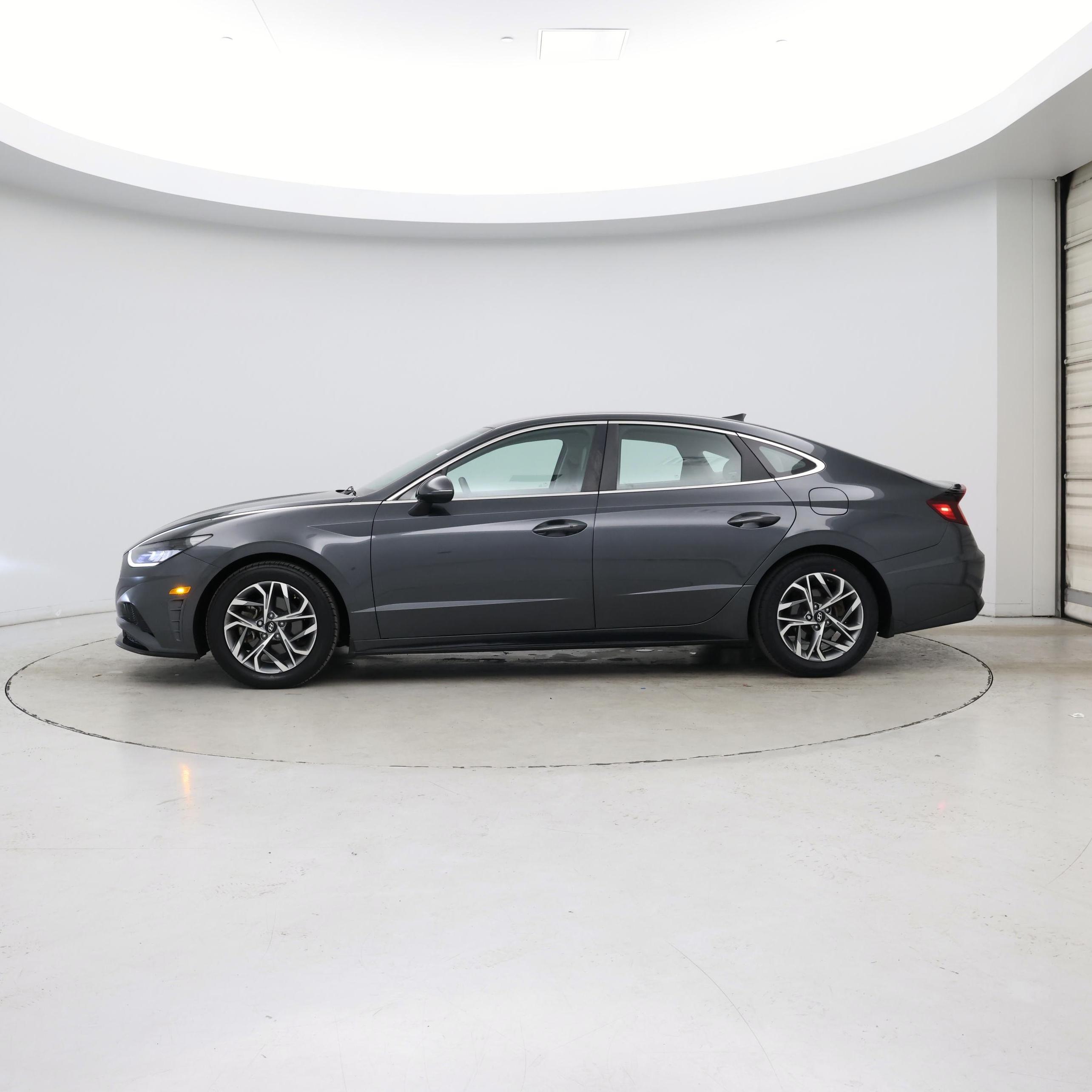 Thumbnail: 2022 Hyundai Sonata - 3