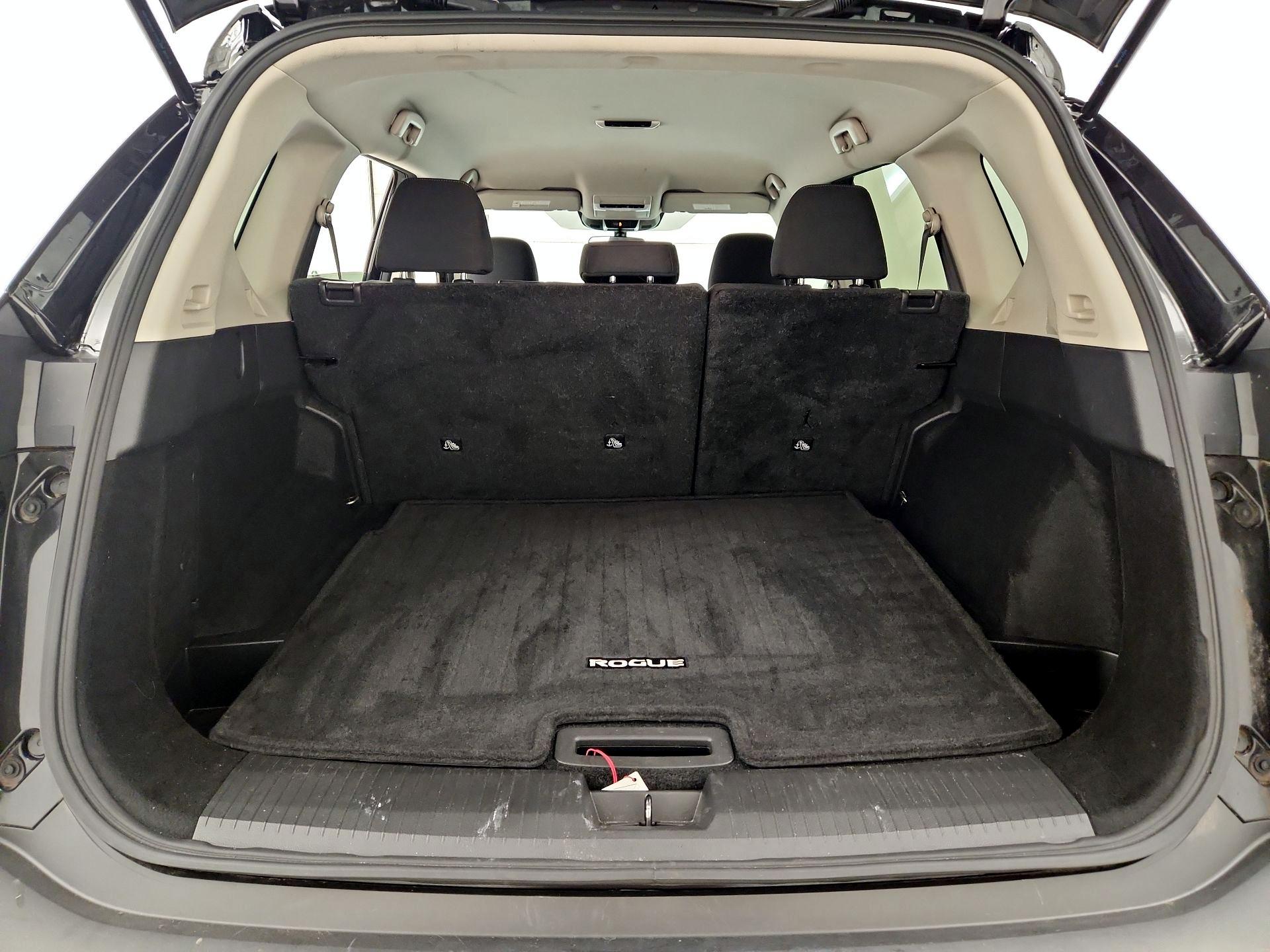 Thumbnail: 2023 Nissan Rogue - 18