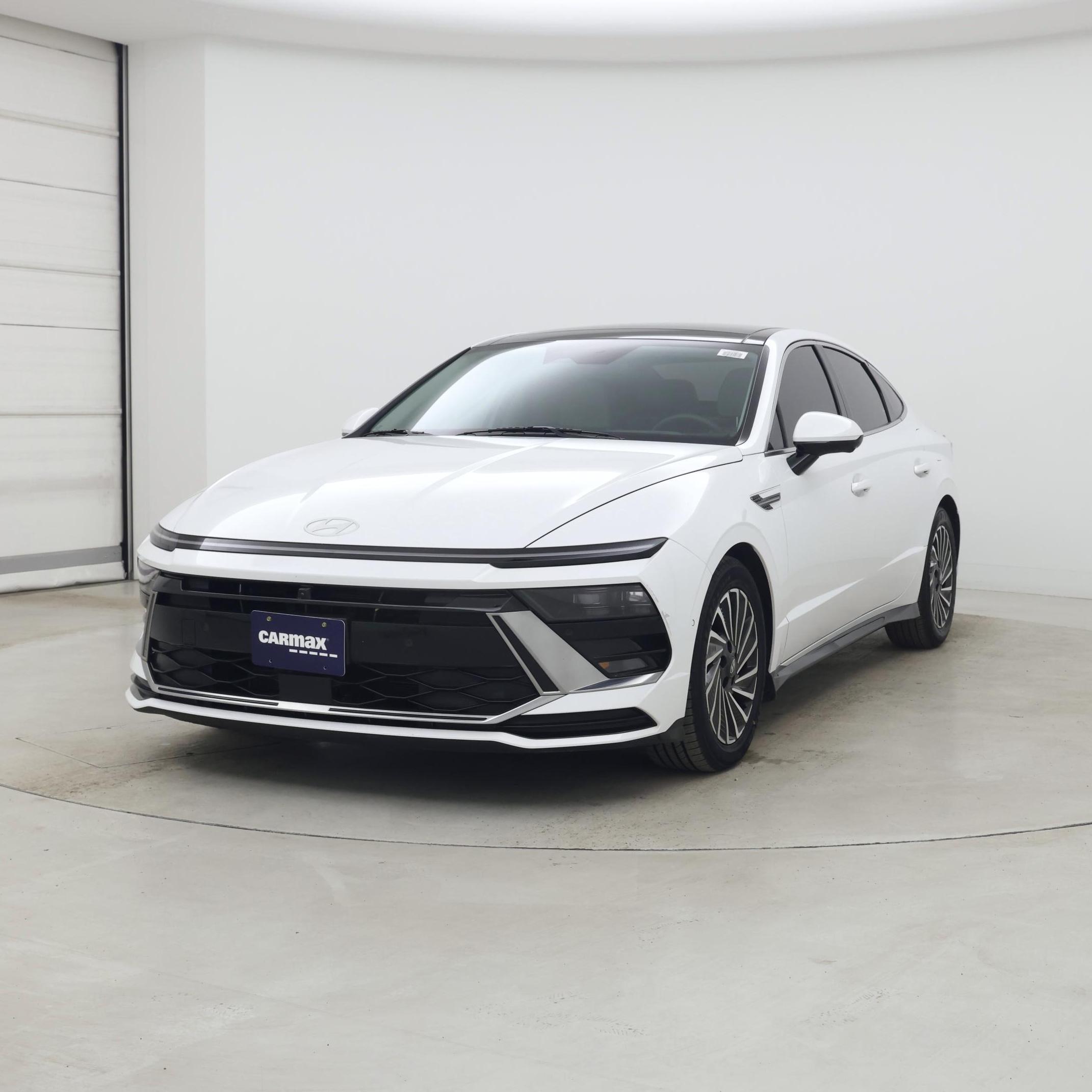 Thumbnail: 2024 Hyundai Sonata - 4