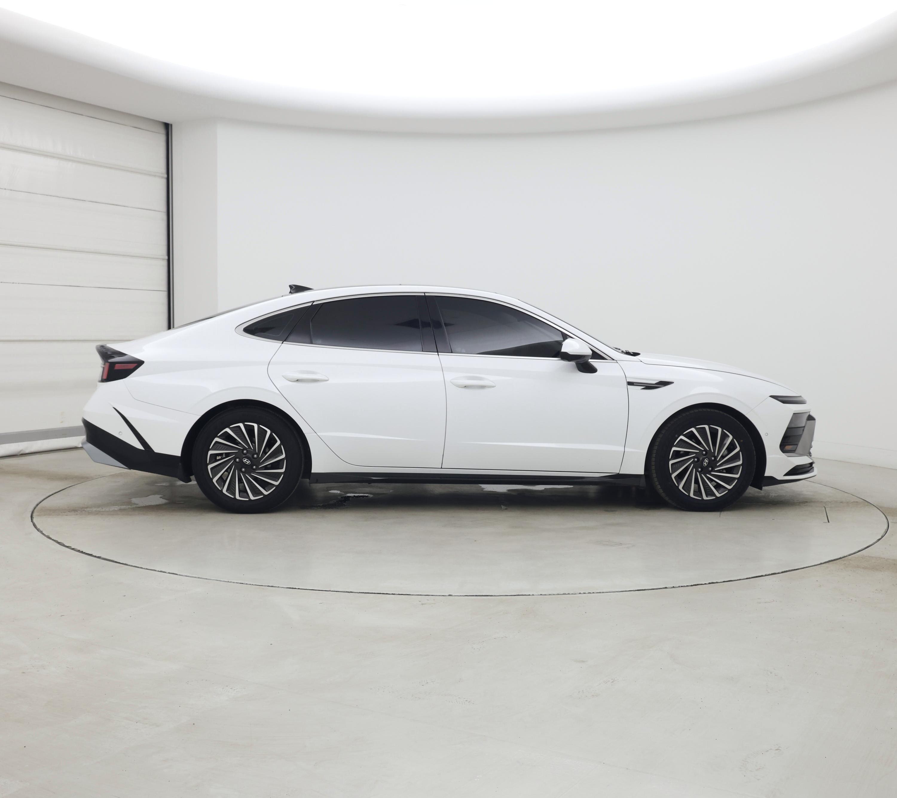 Thumbnail: 2024 Hyundai Sonata - 7