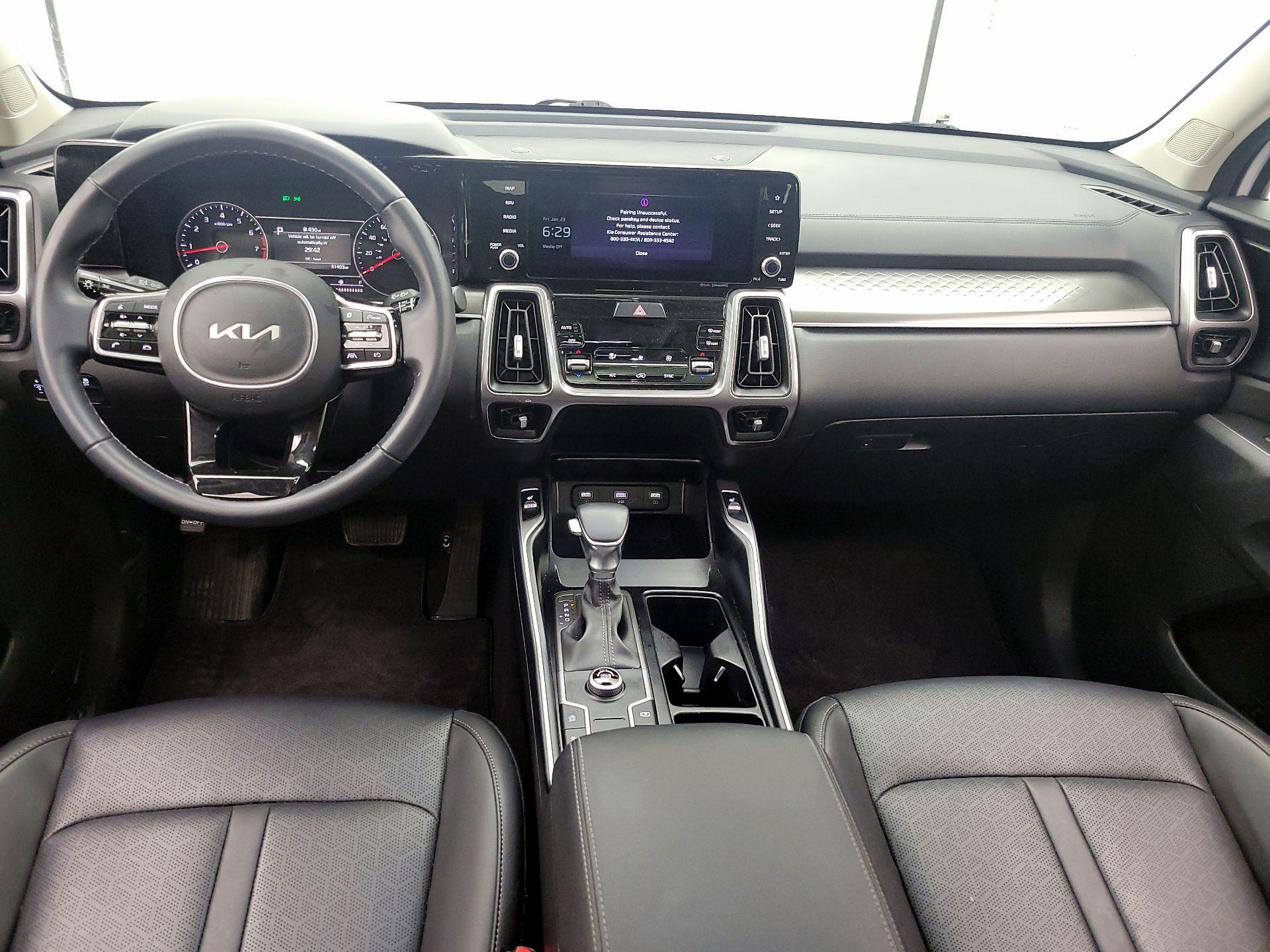 Thumbnail: 2022 Kia Sorento - 9