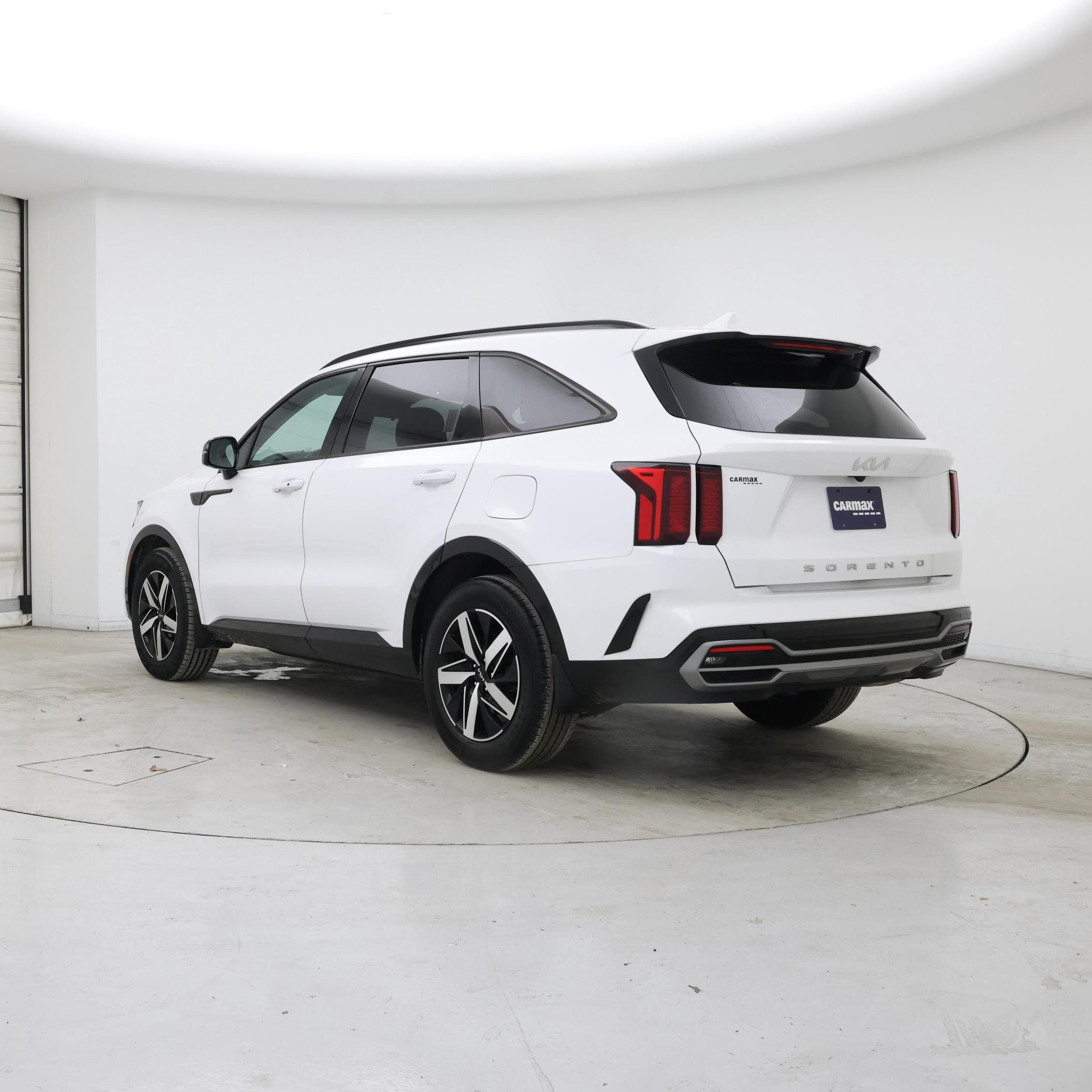 Thumbnail: 2022 Kia Sorento - 2