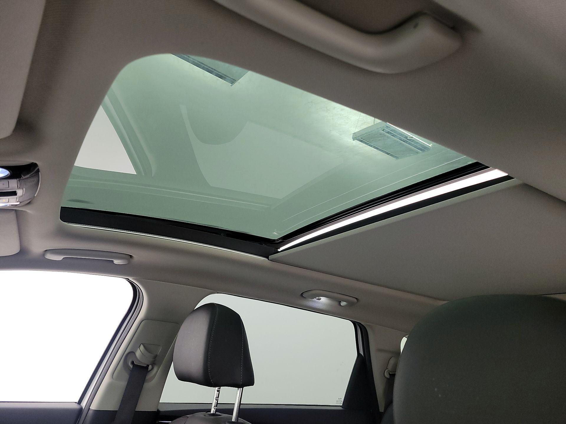 Thumbnail: 2022 Kia Sorento - 19