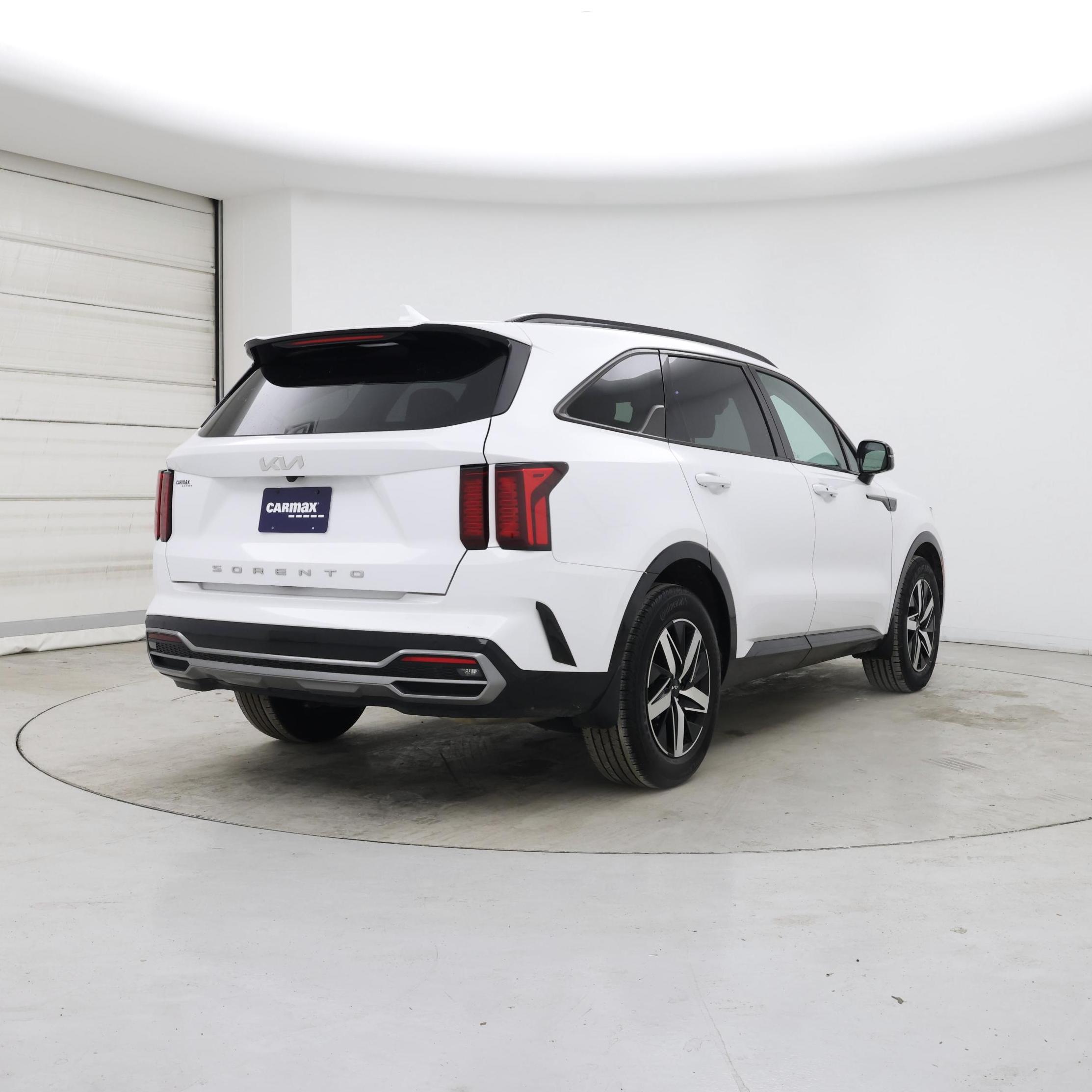 Thumbnail: 2022 Kia Sorento - 8