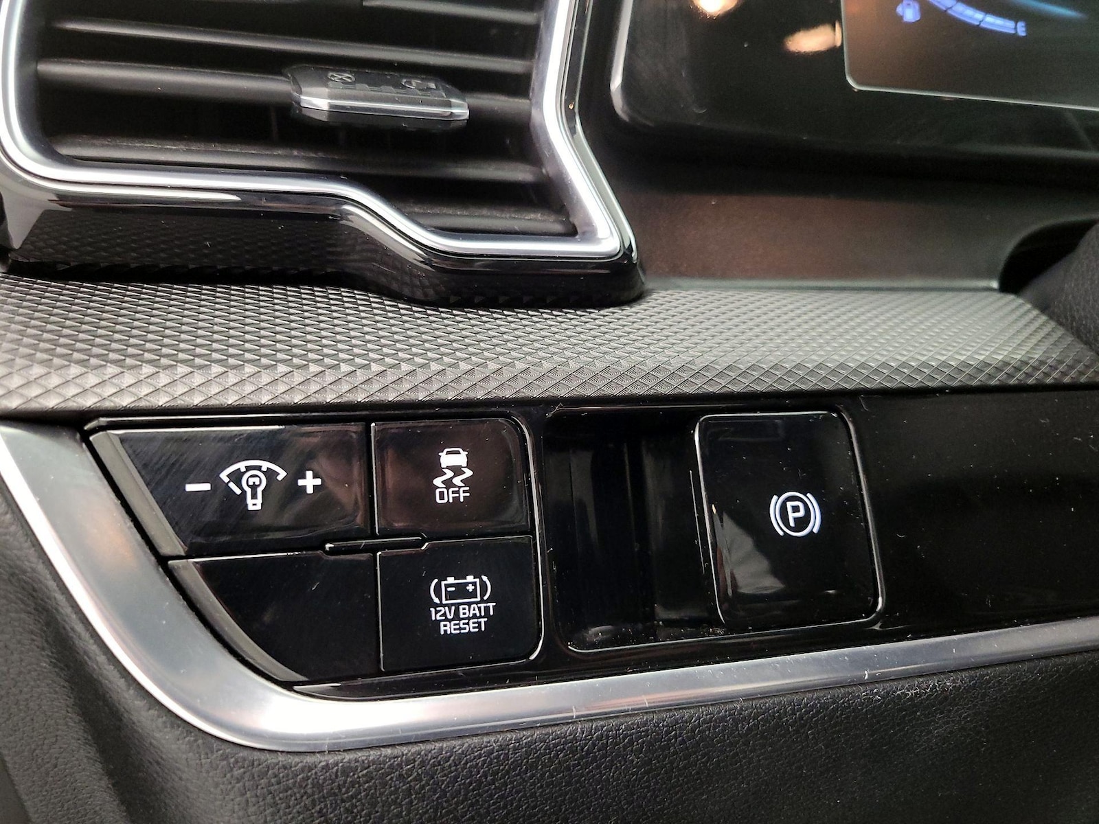 2023 Kia Sportage LX Hybrid - Photo 14