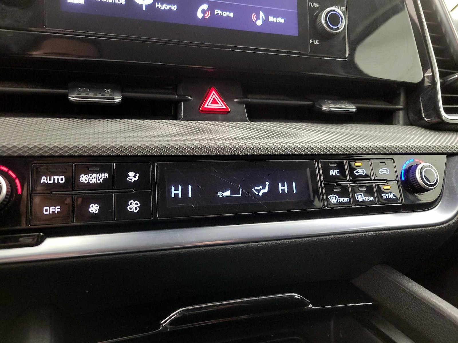 2023 Kia Sportage LX Hybrid - Photo 17
