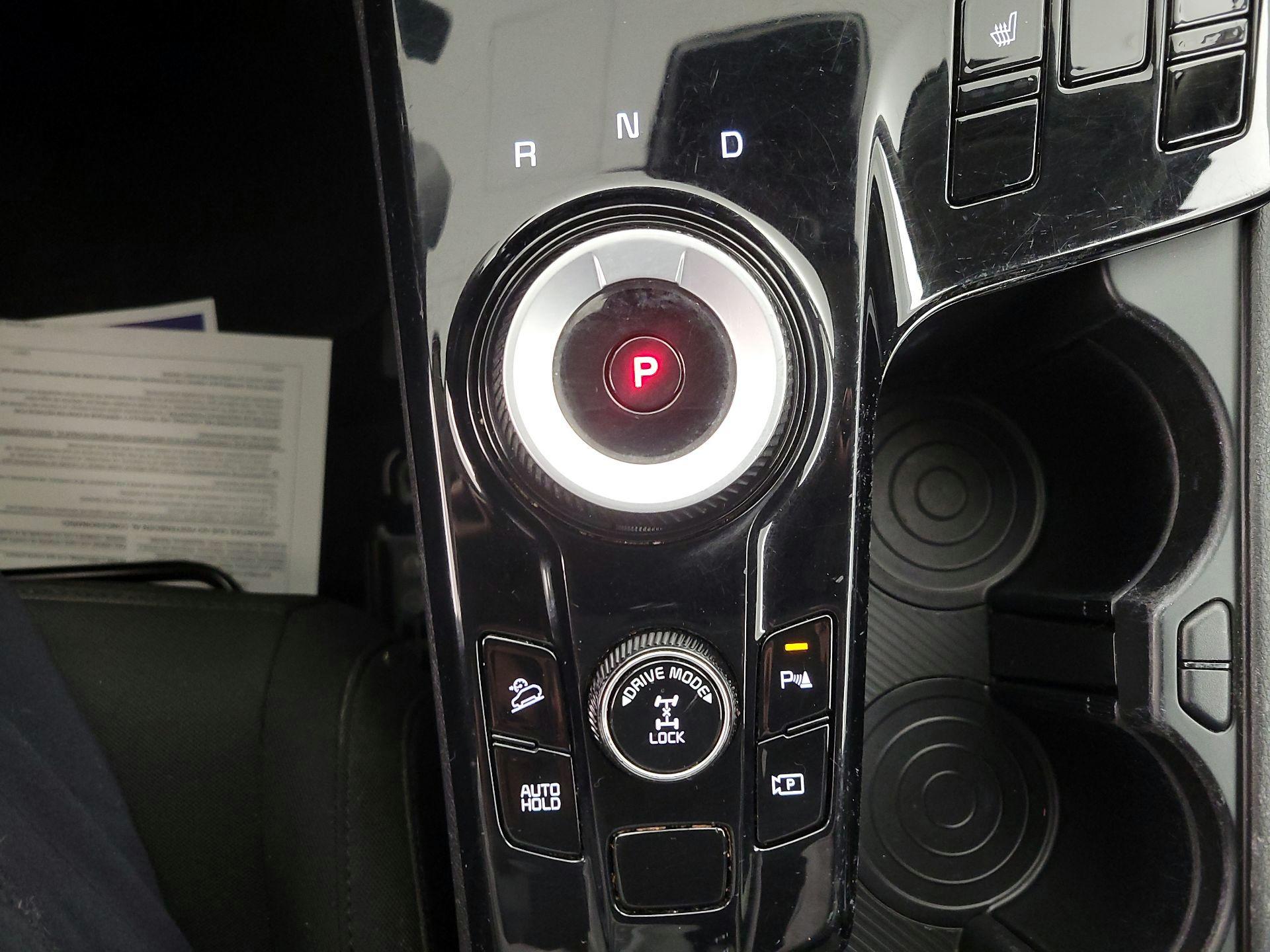Thumbnail: 2023 Kia Sportage - 17
