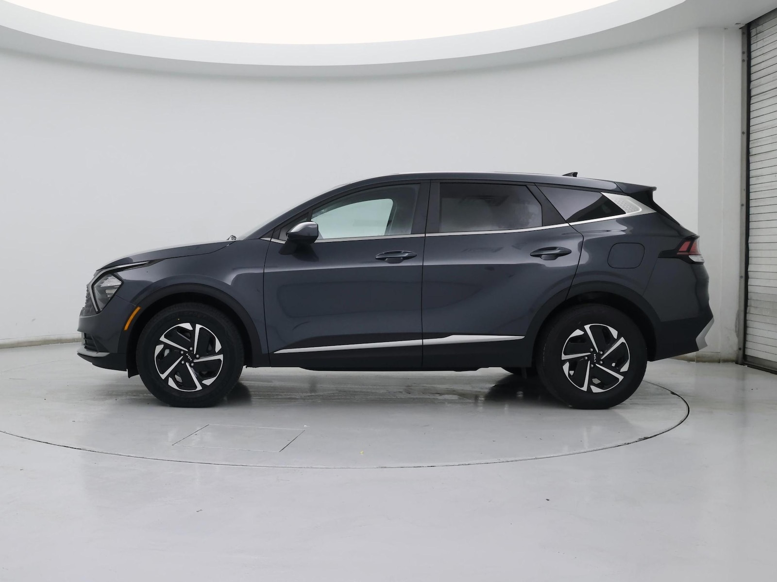 2023 Kia Sportage LX Hybrid - Photo 4