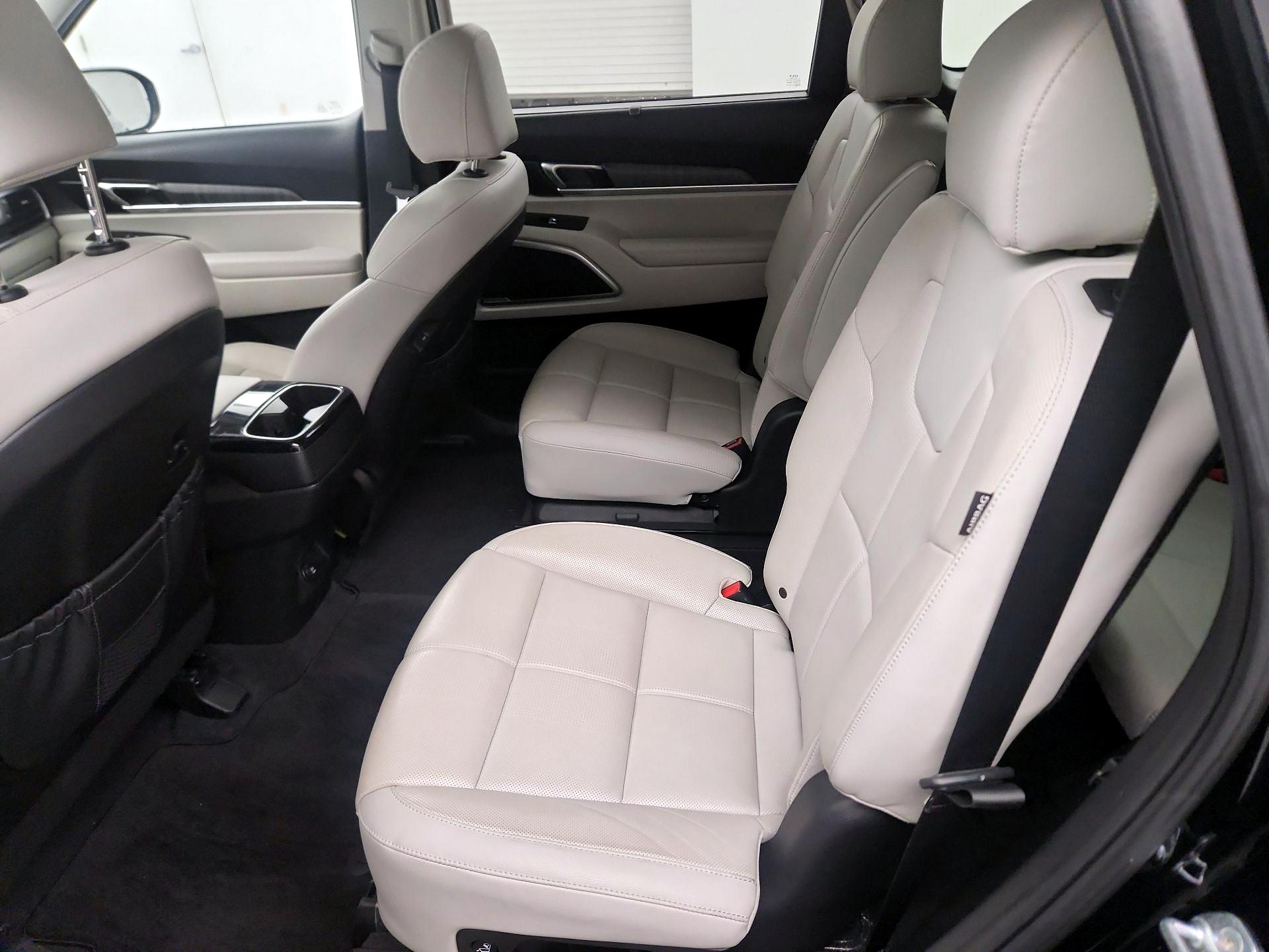 Thumbnail: 2023 Kia Telluride - 19