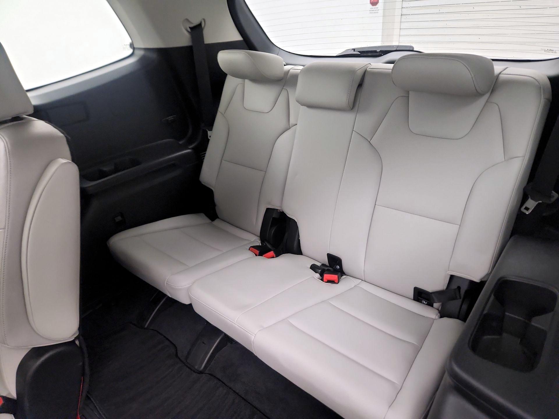 Thumbnail: 2023 Kia Telluride - 20