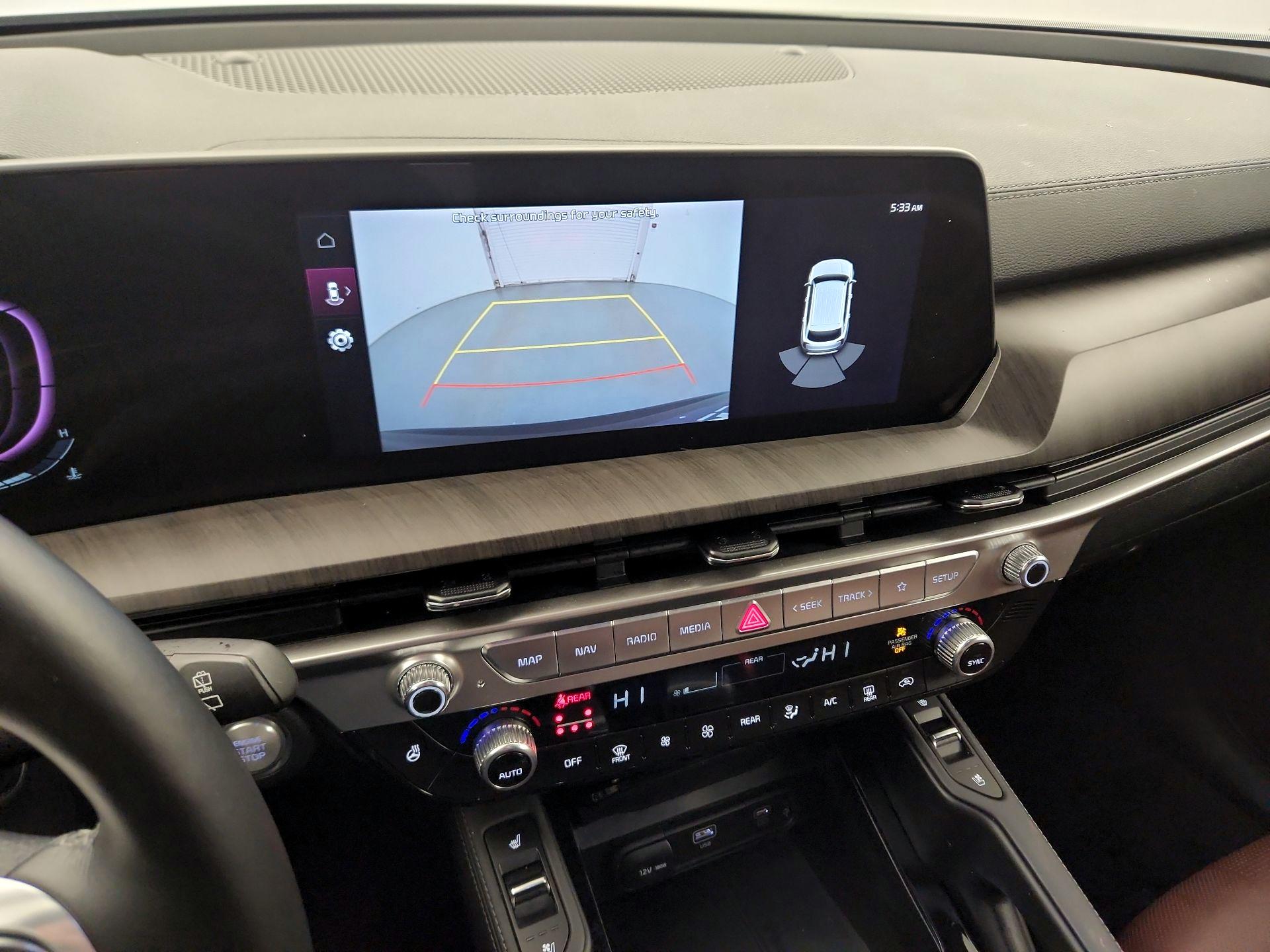 Thumbnail: 2023 Kia Telluride - 13