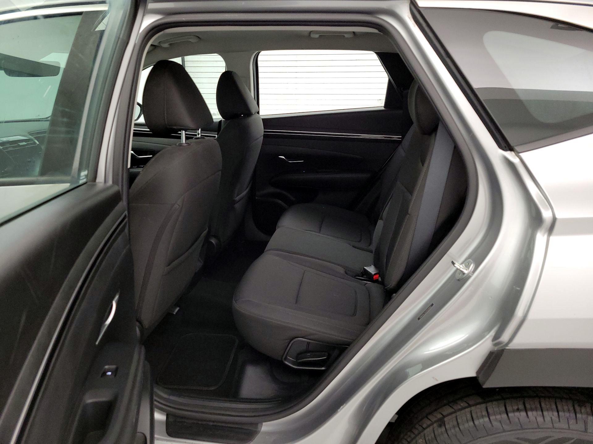 Thumbnail: 2023 Hyundai Tucson - 19