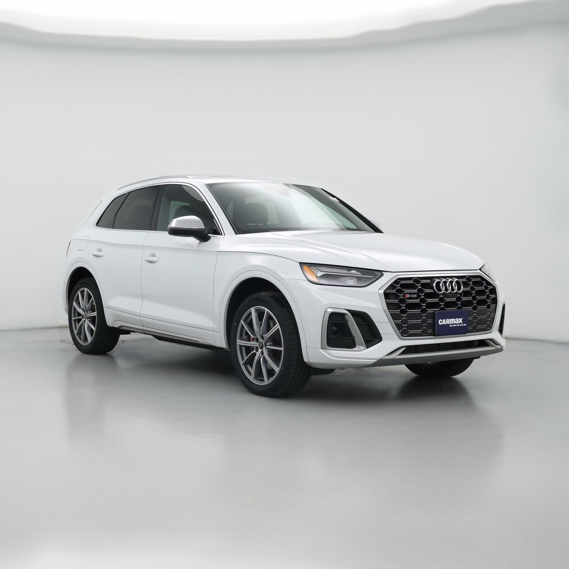 Thumbnail: 2021 Audi SQ5 - 1