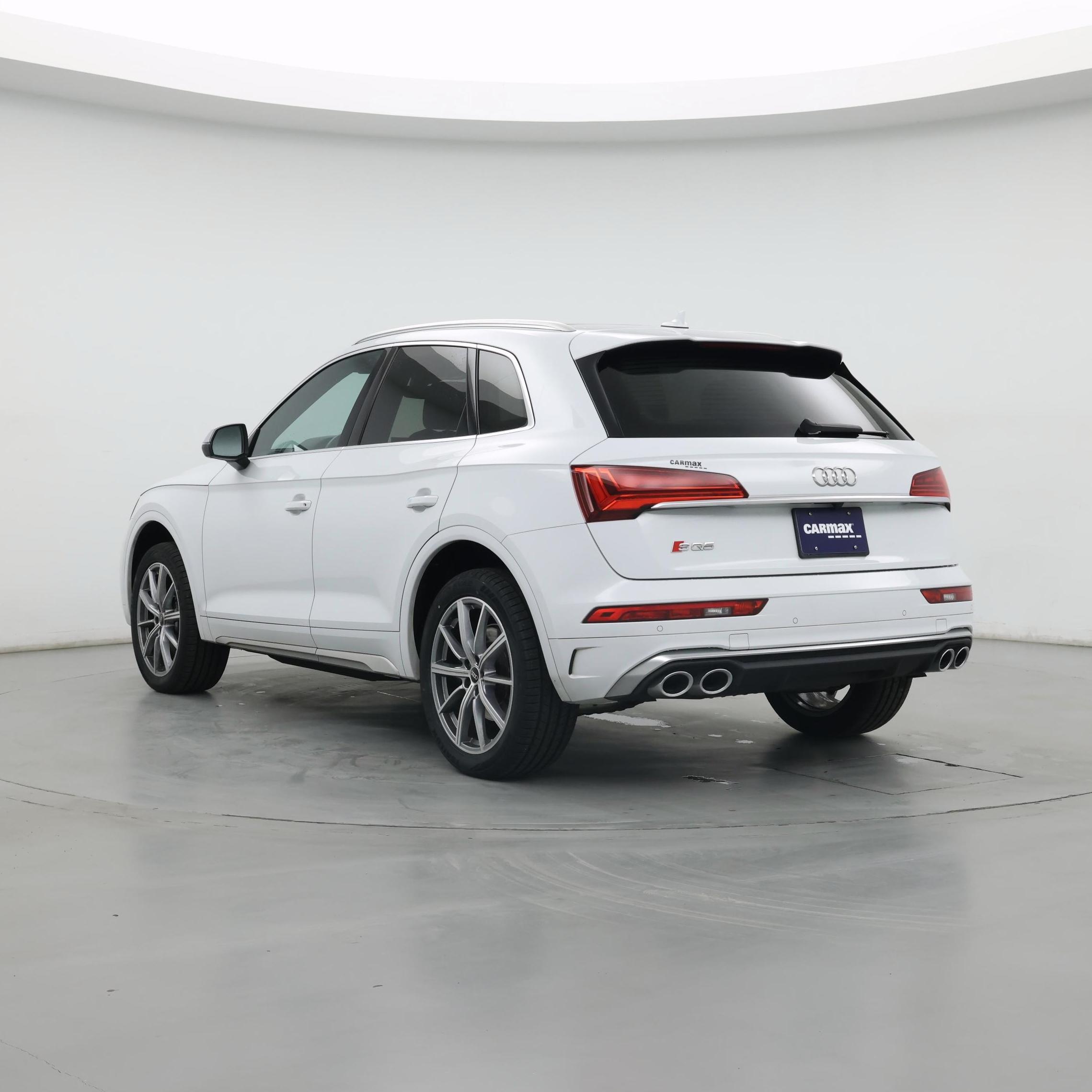 Thumbnail: 2021 Audi SQ5 - 2