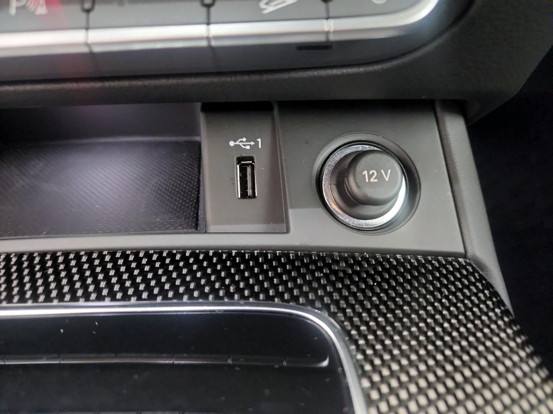 Thumbnail: 2021 Audi SQ5 - 19