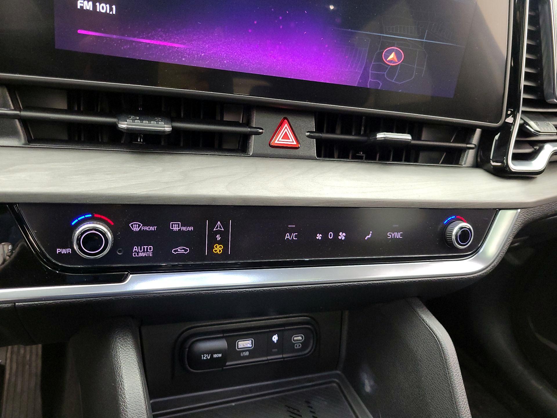 Thumbnail: 2023 Kia Sportage - 16