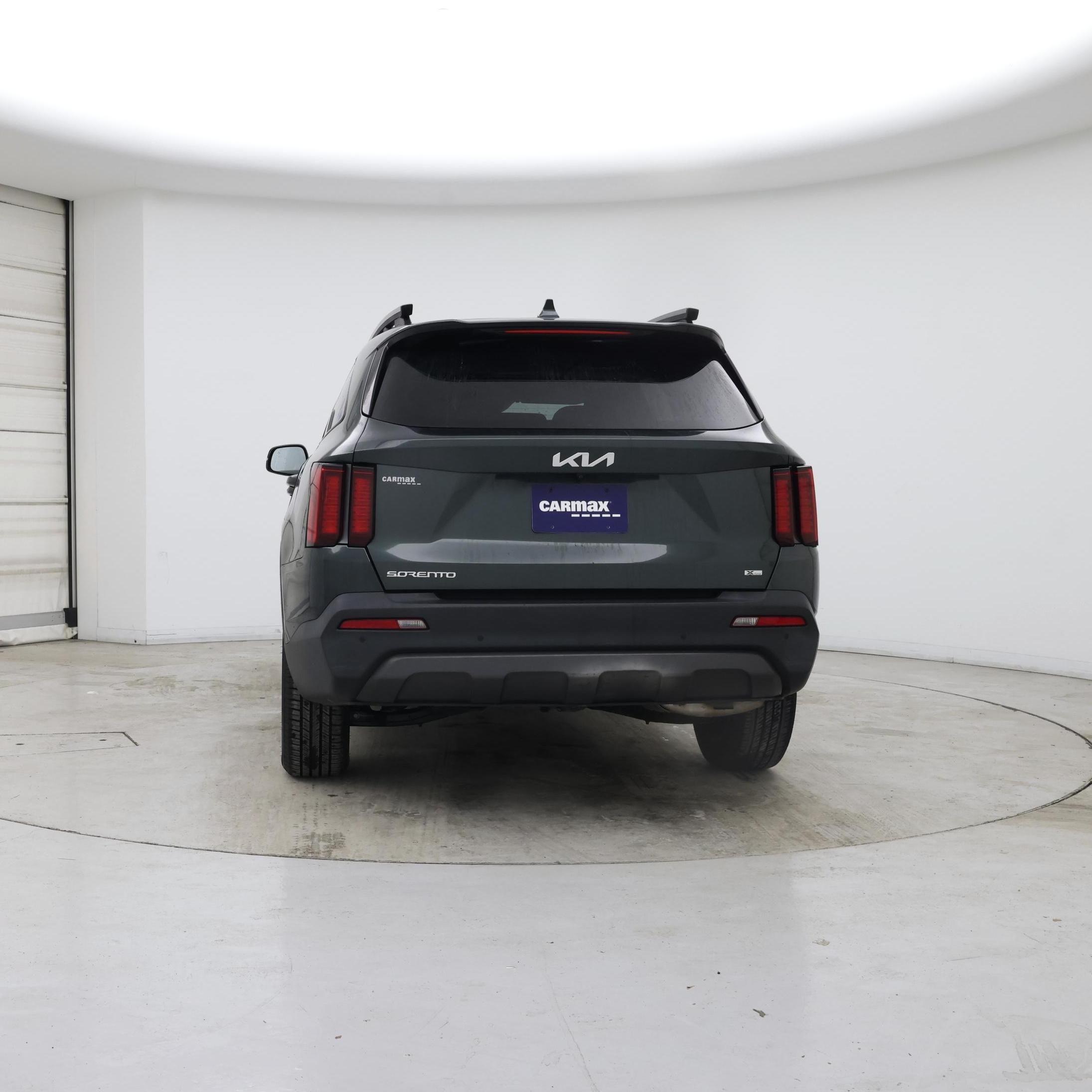 Thumbnail: 2023 Kia Sorento - 6