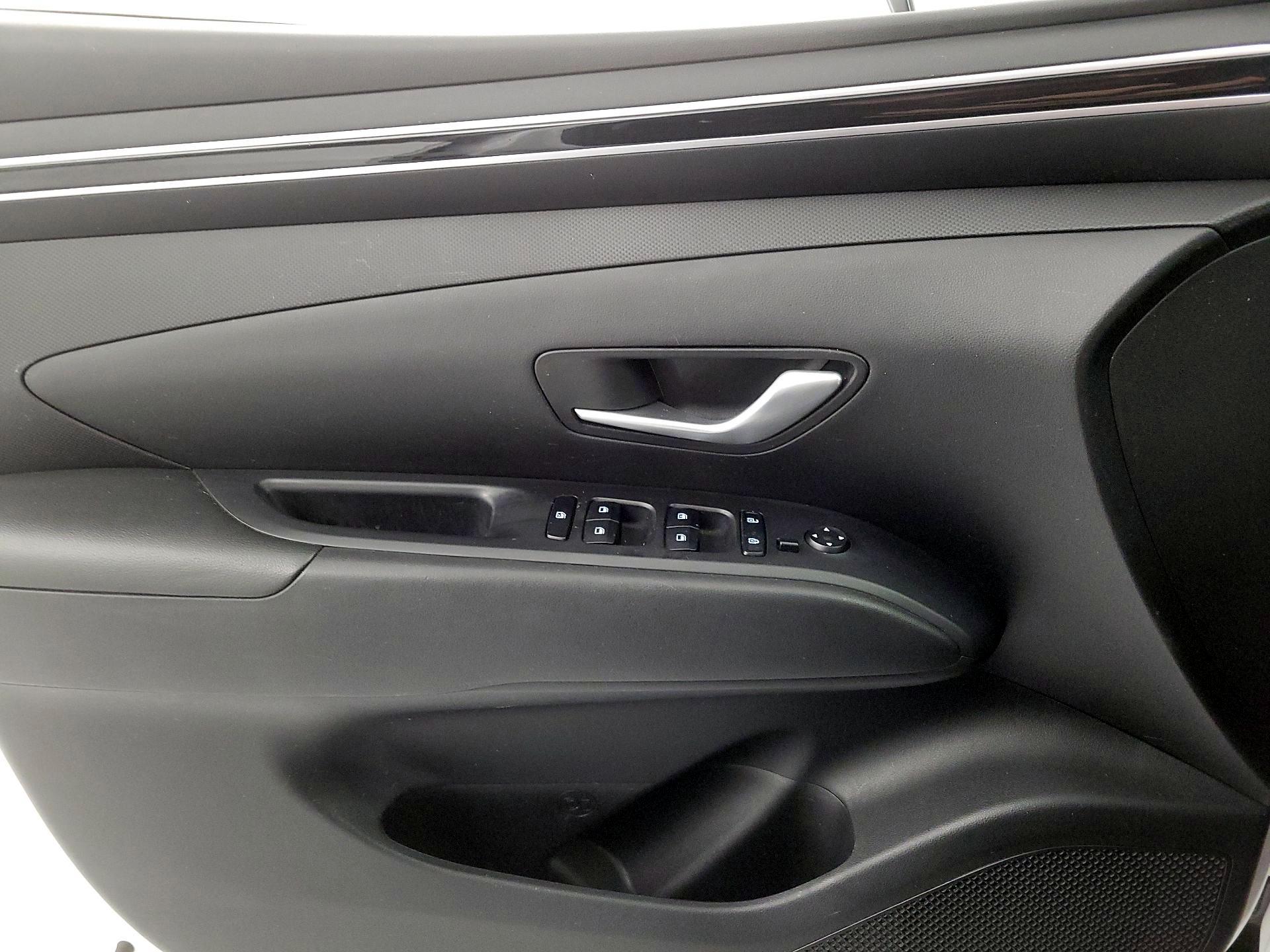 Thumbnail: 2023 Hyundai Tucson - 12