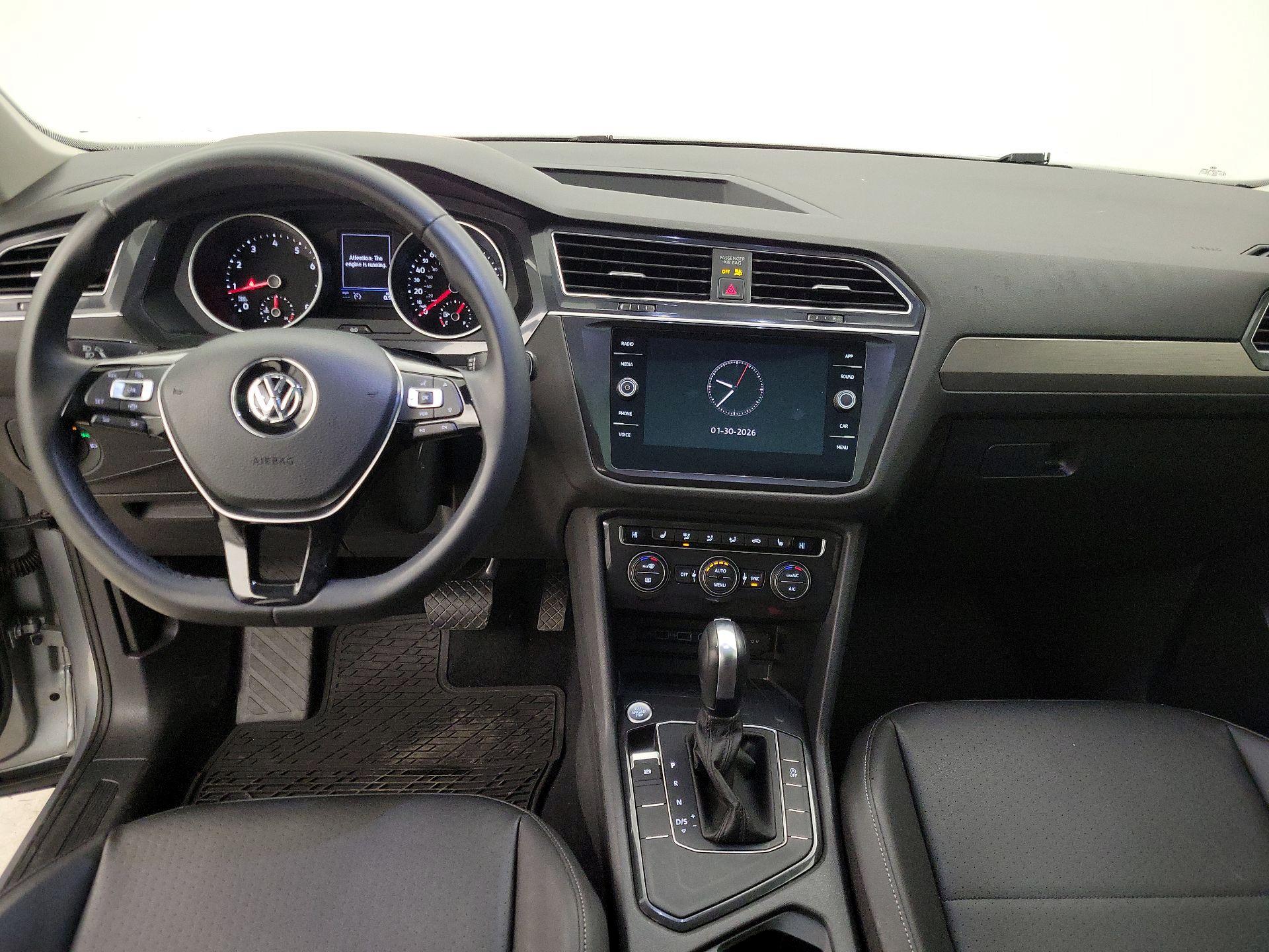 Thumbnail: 2020 Volkswagen Tiguan - 9