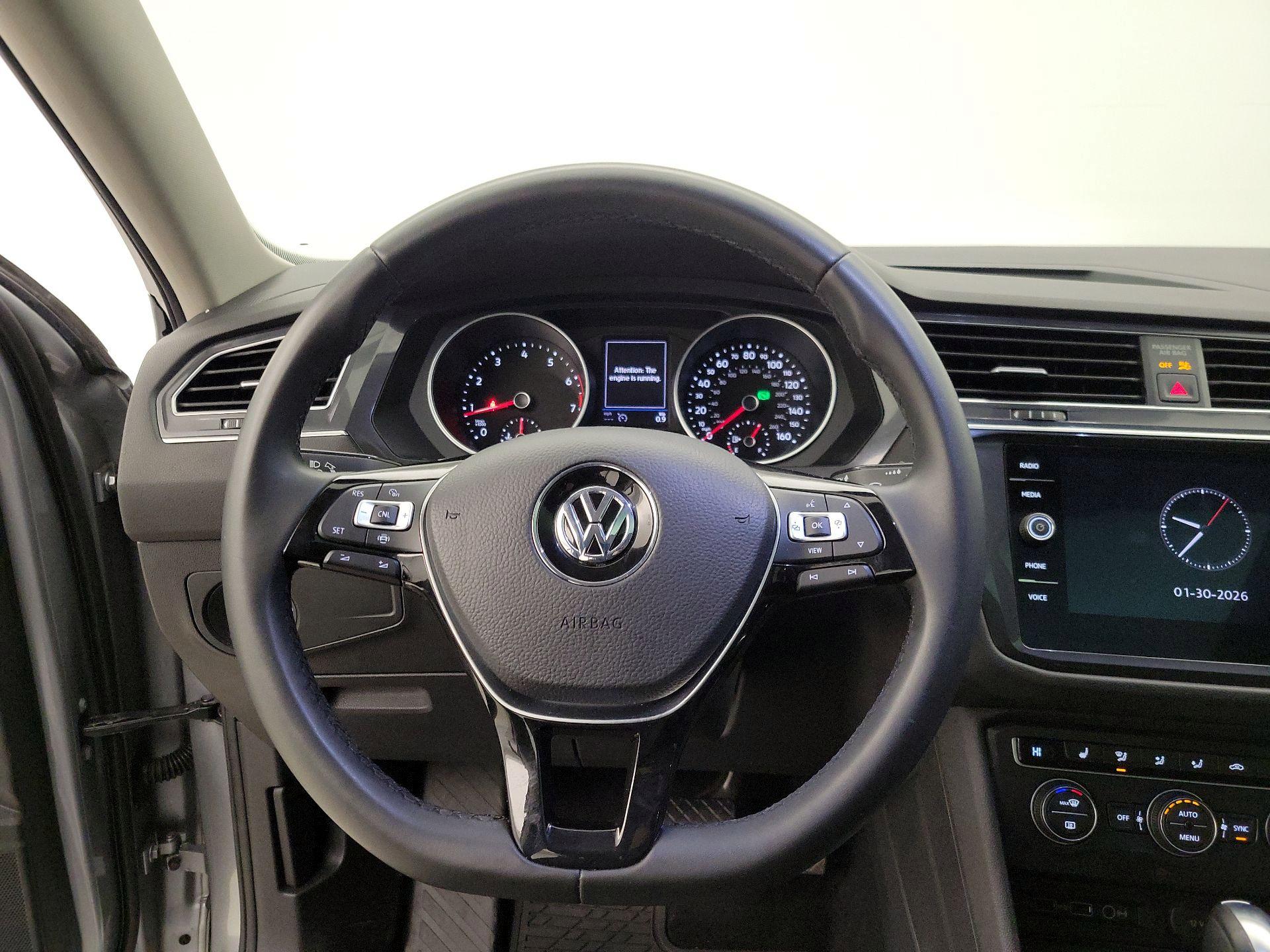 Thumbnail: 2020 Volkswagen Tiguan - 10