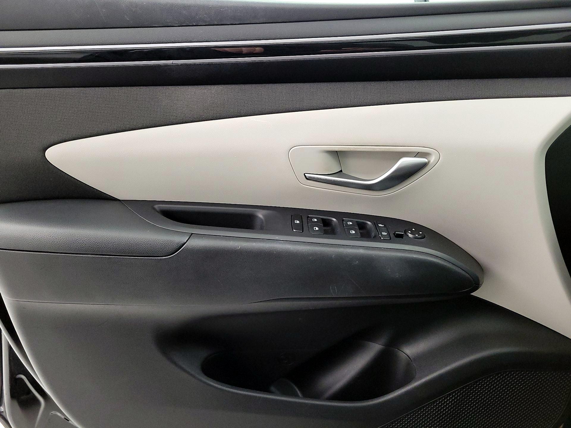 Thumbnail: 2023 Hyundai Tucson - 12