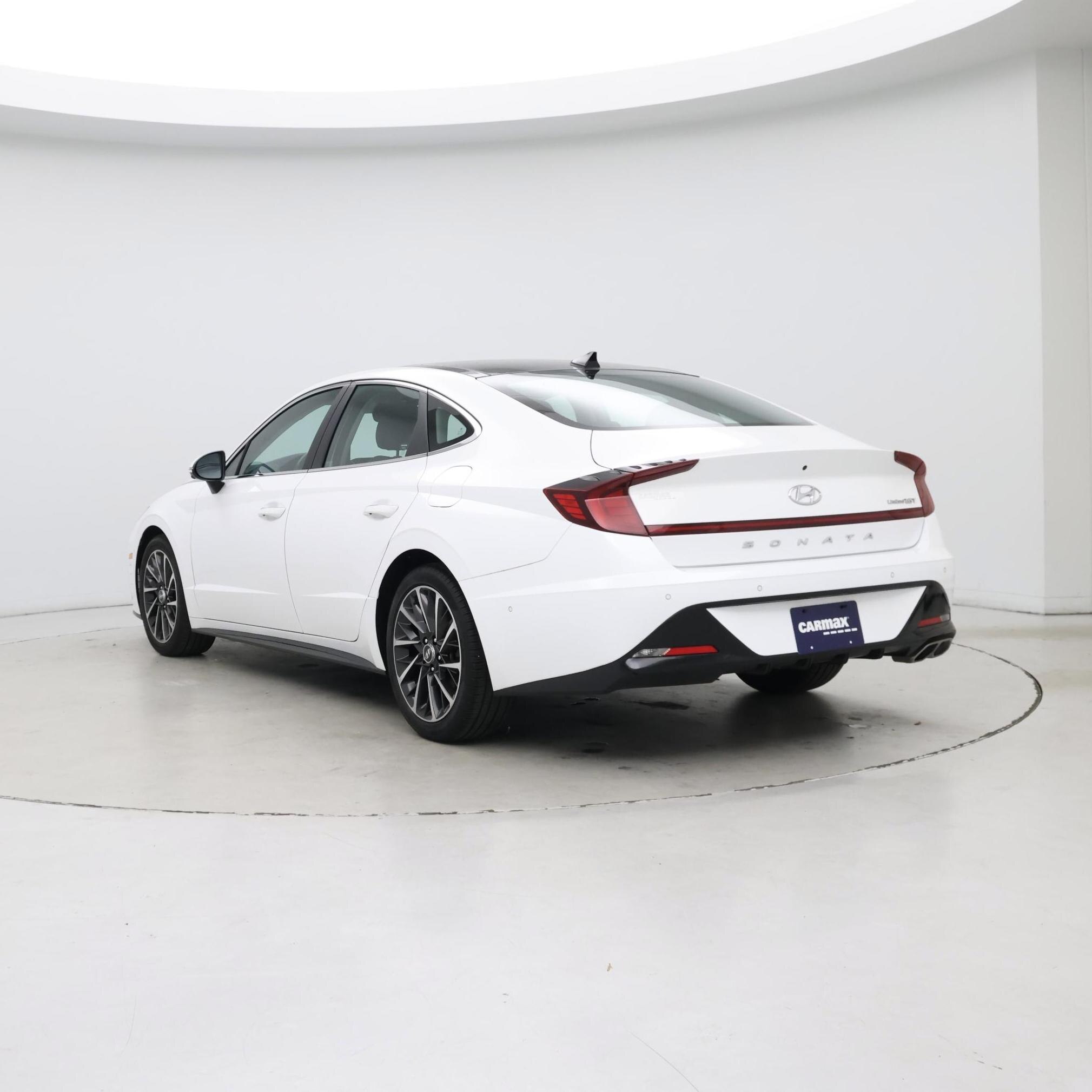 Thumbnail: 2023 Hyundai Sonata - 2