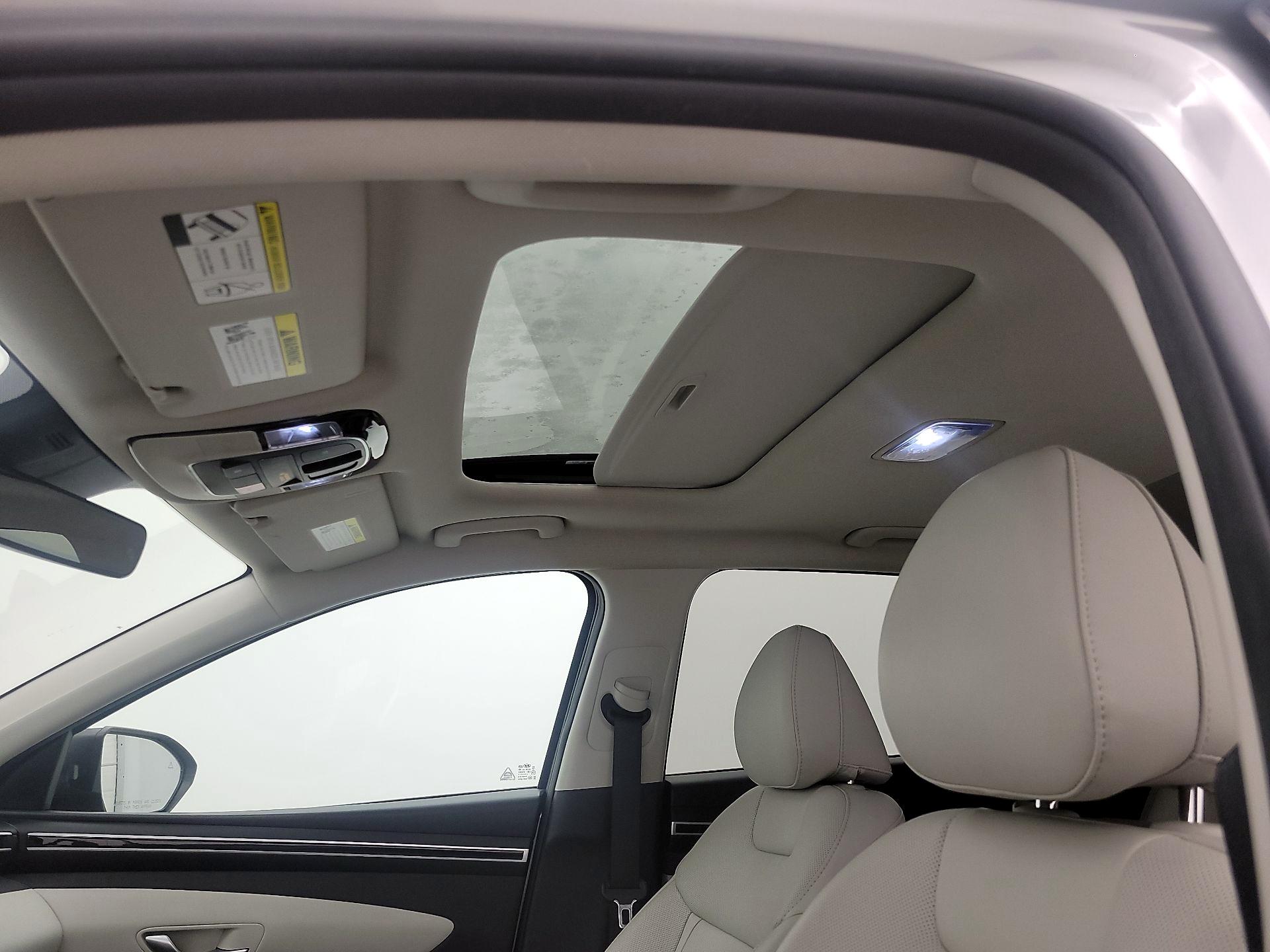 Thumbnail: 2023 Hyundai Tucson - 19