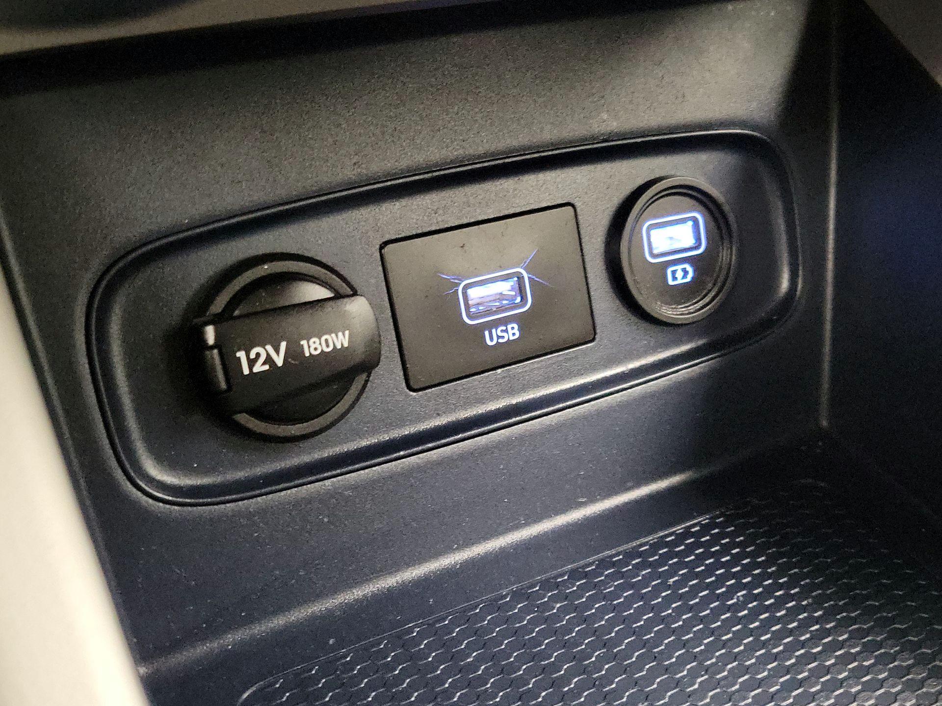 Thumbnail: 2021 Hyundai Venue - 19