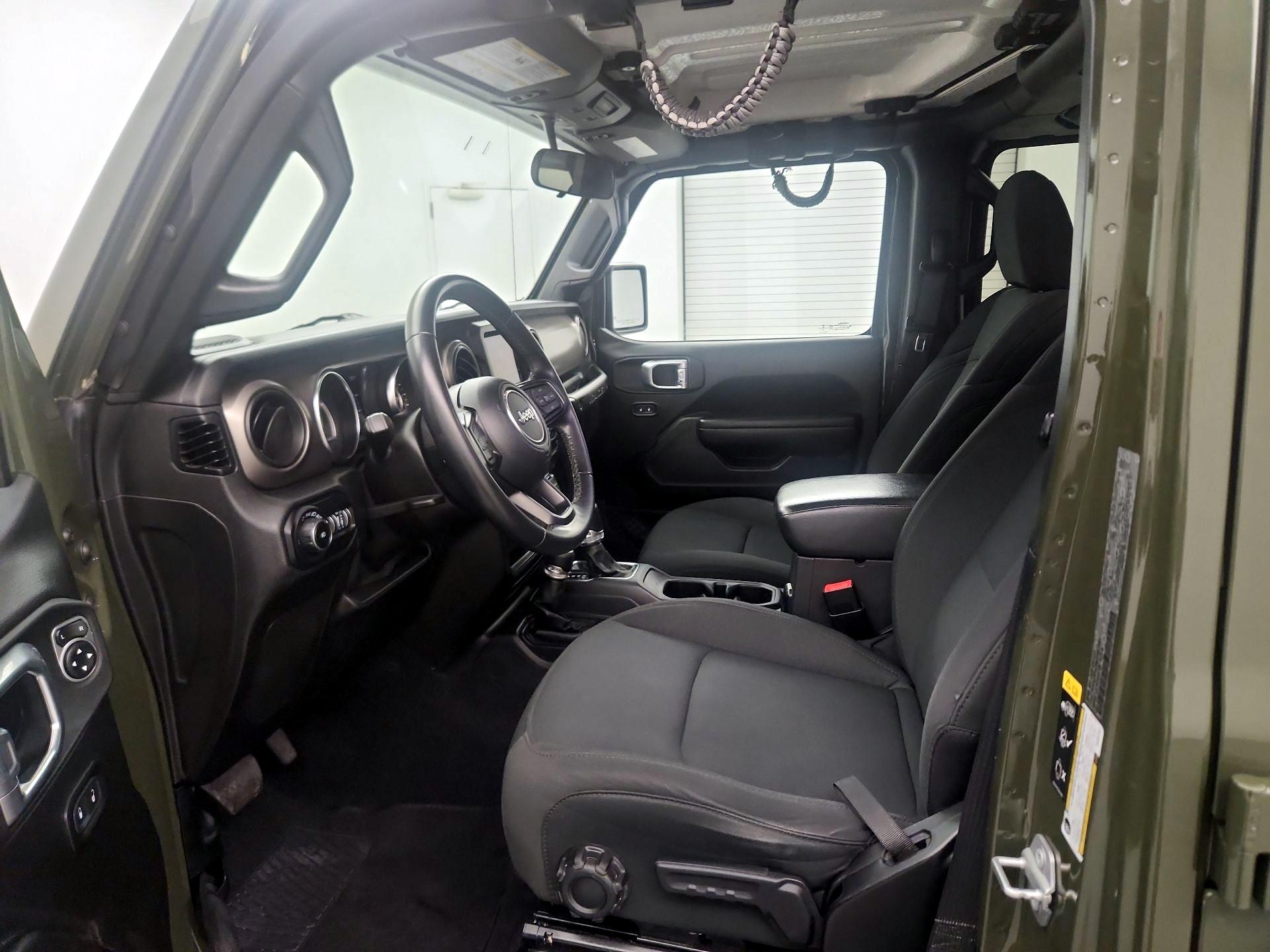 Thumbnail: 2021 Jeep Wrangler - 11