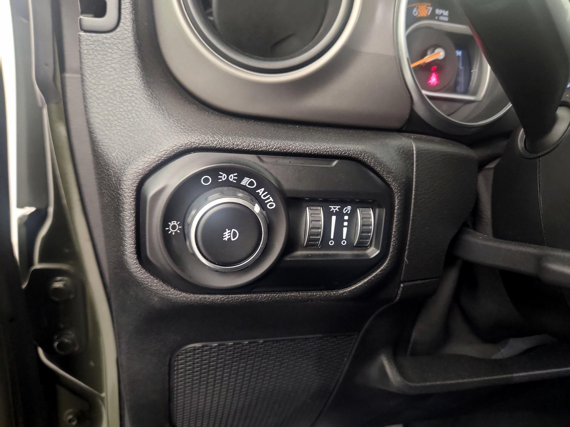 Thumbnail: 2021 Jeep Wrangler - 13