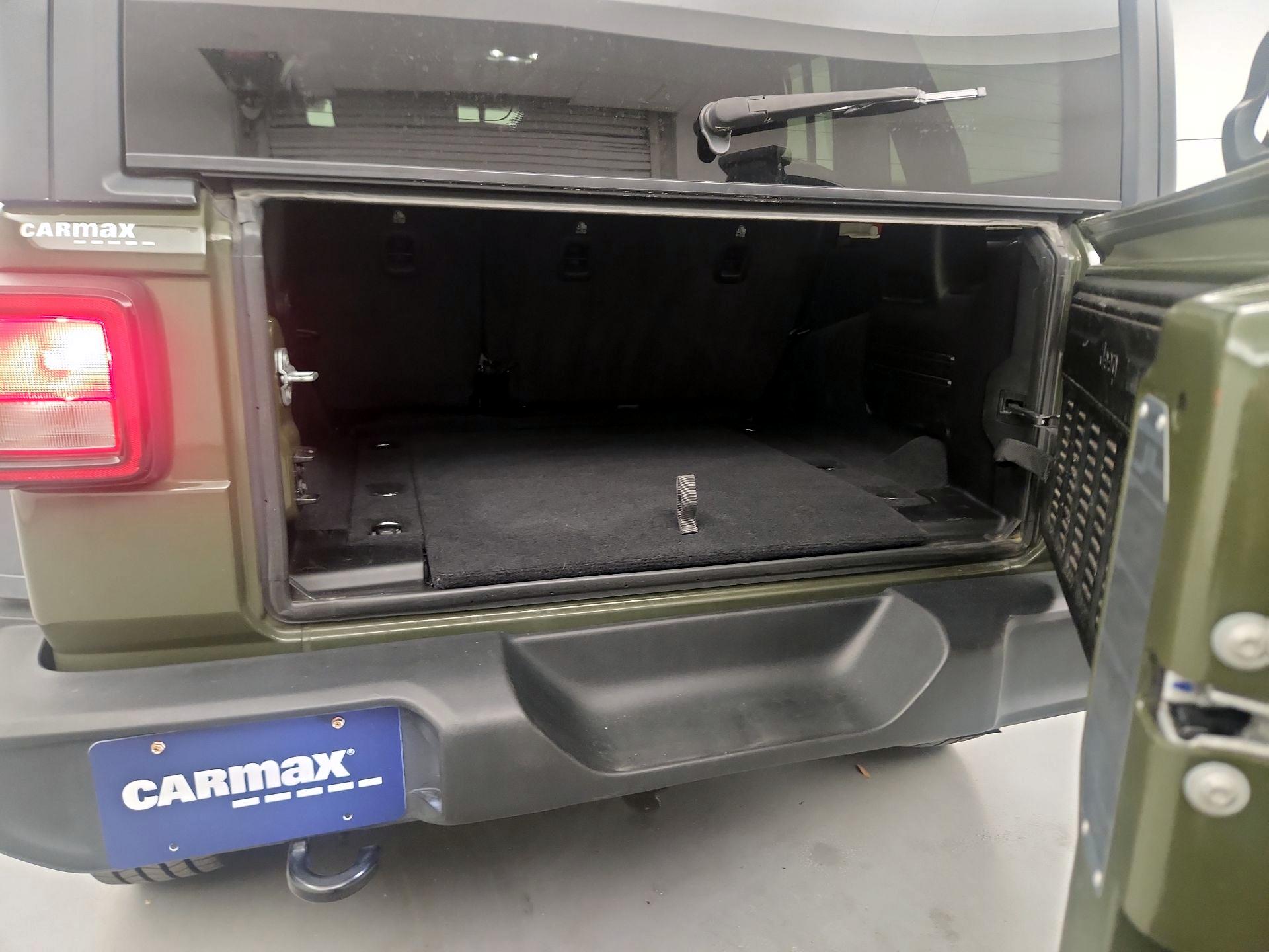 Thumbnail: 2021 Jeep Wrangler - 20