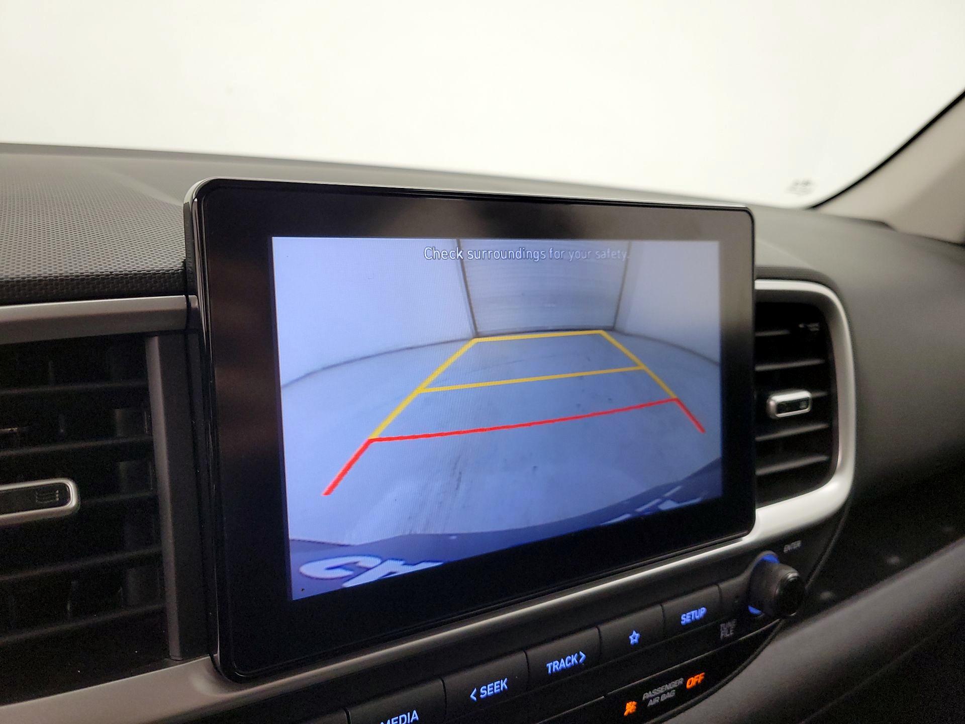 Thumbnail: 2022 Hyundai Venue - 14