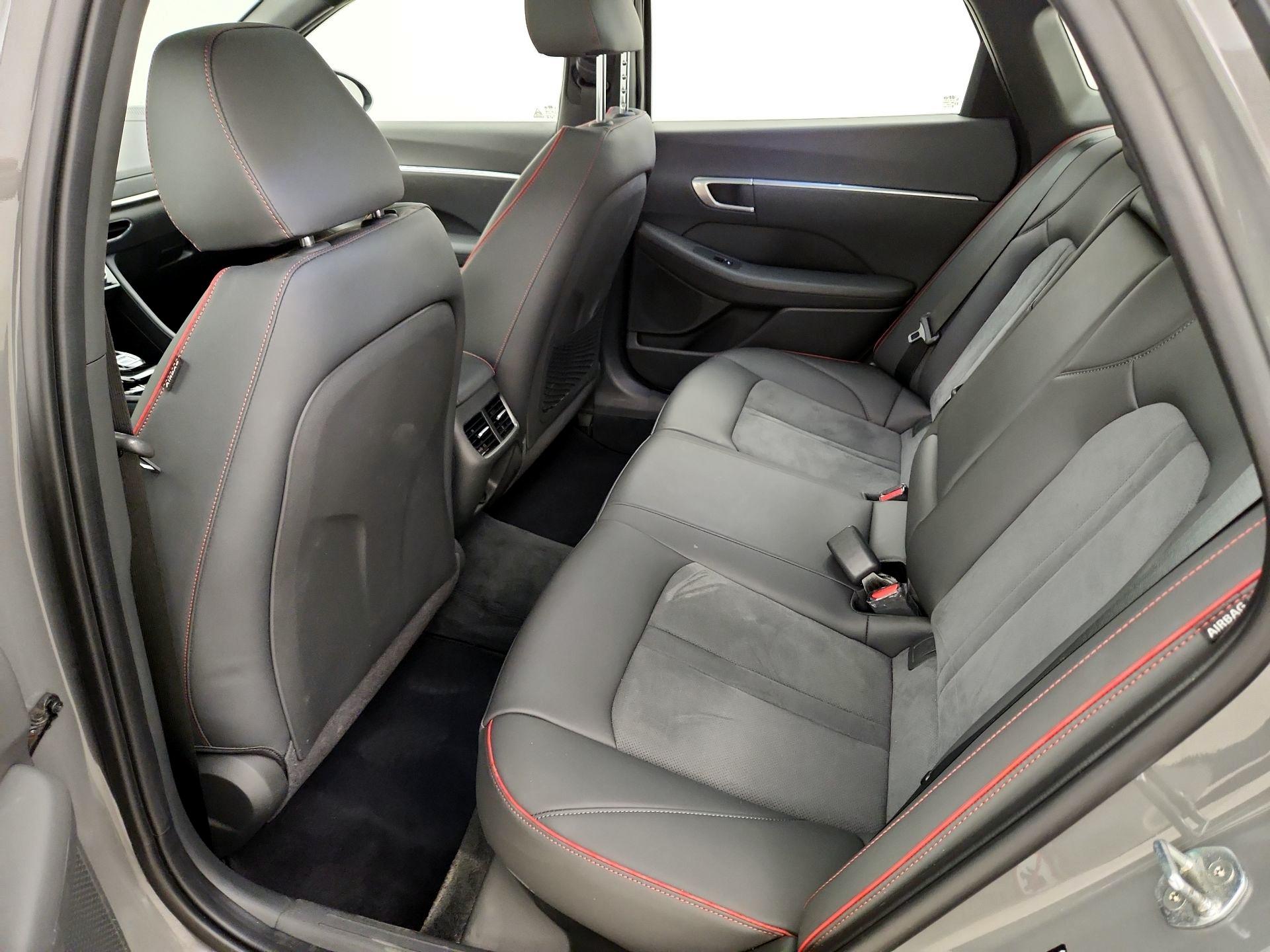 Thumbnail: 2022 Hyundai Sonata - 19