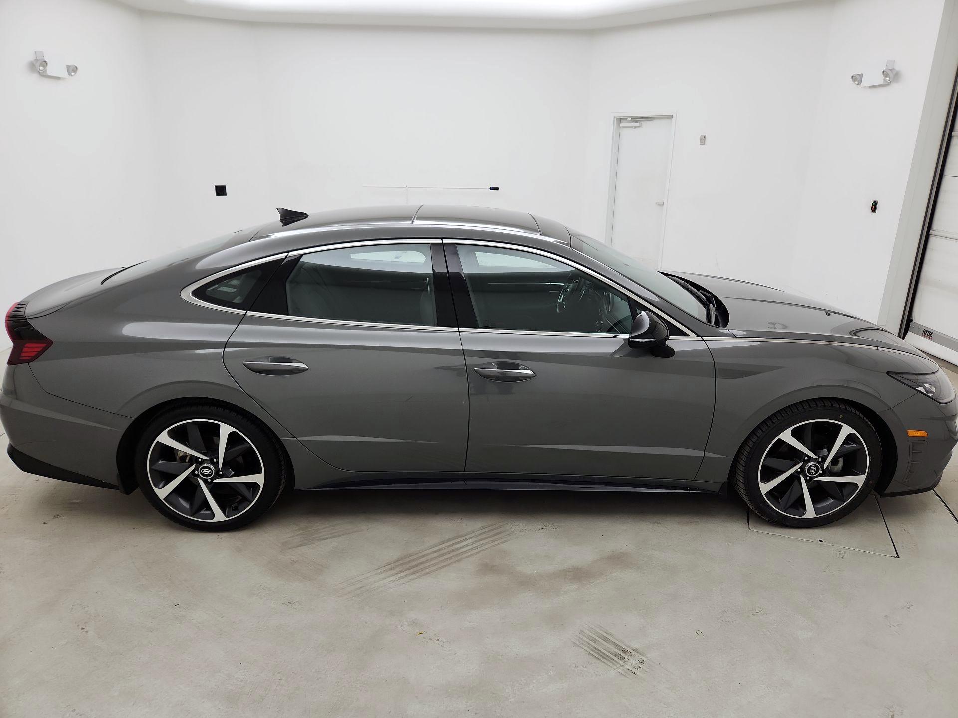 Thumbnail: 2022 Hyundai Sonata - 4