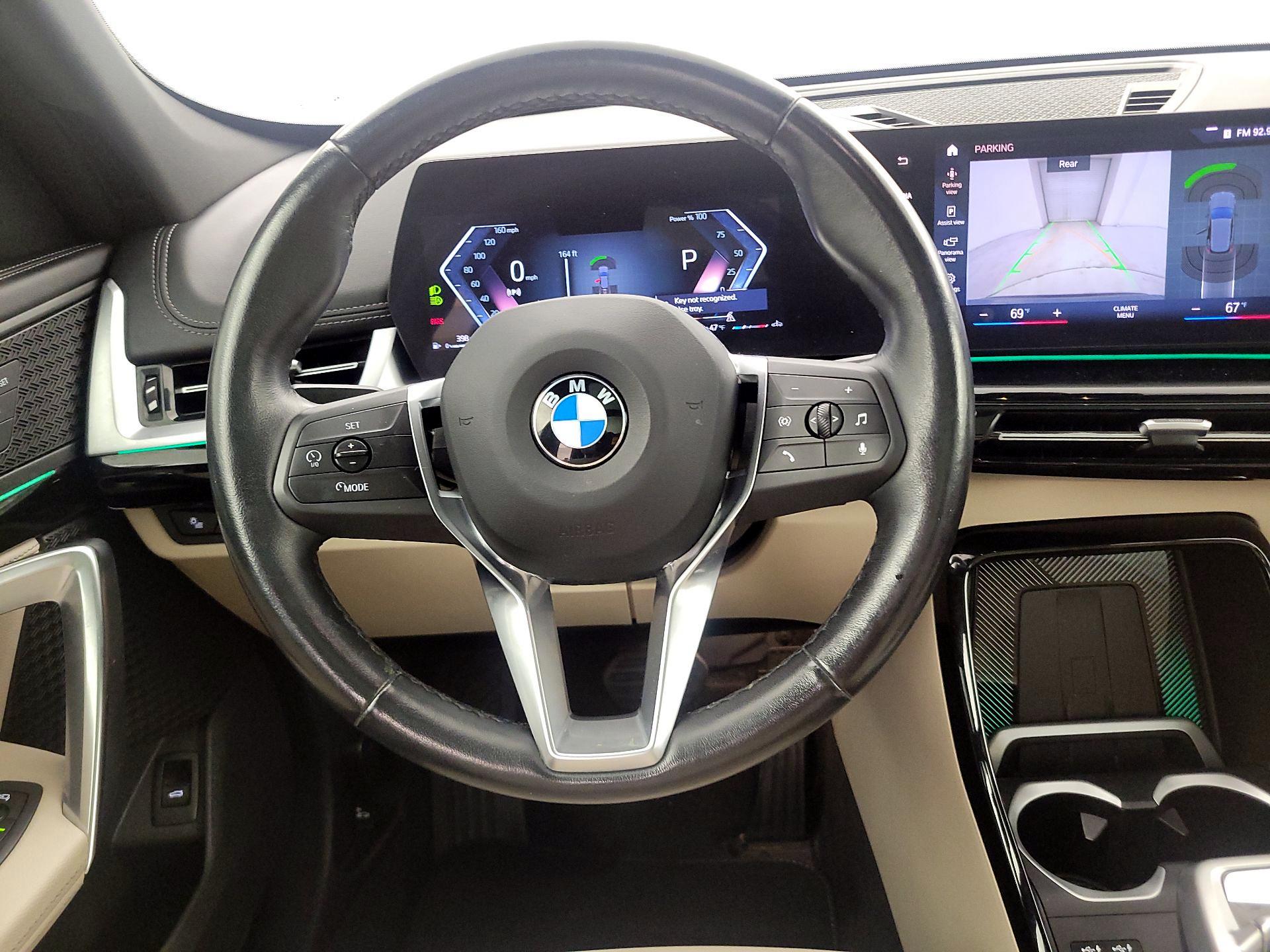 Thumbnail: 2023 BMW X1 - 10