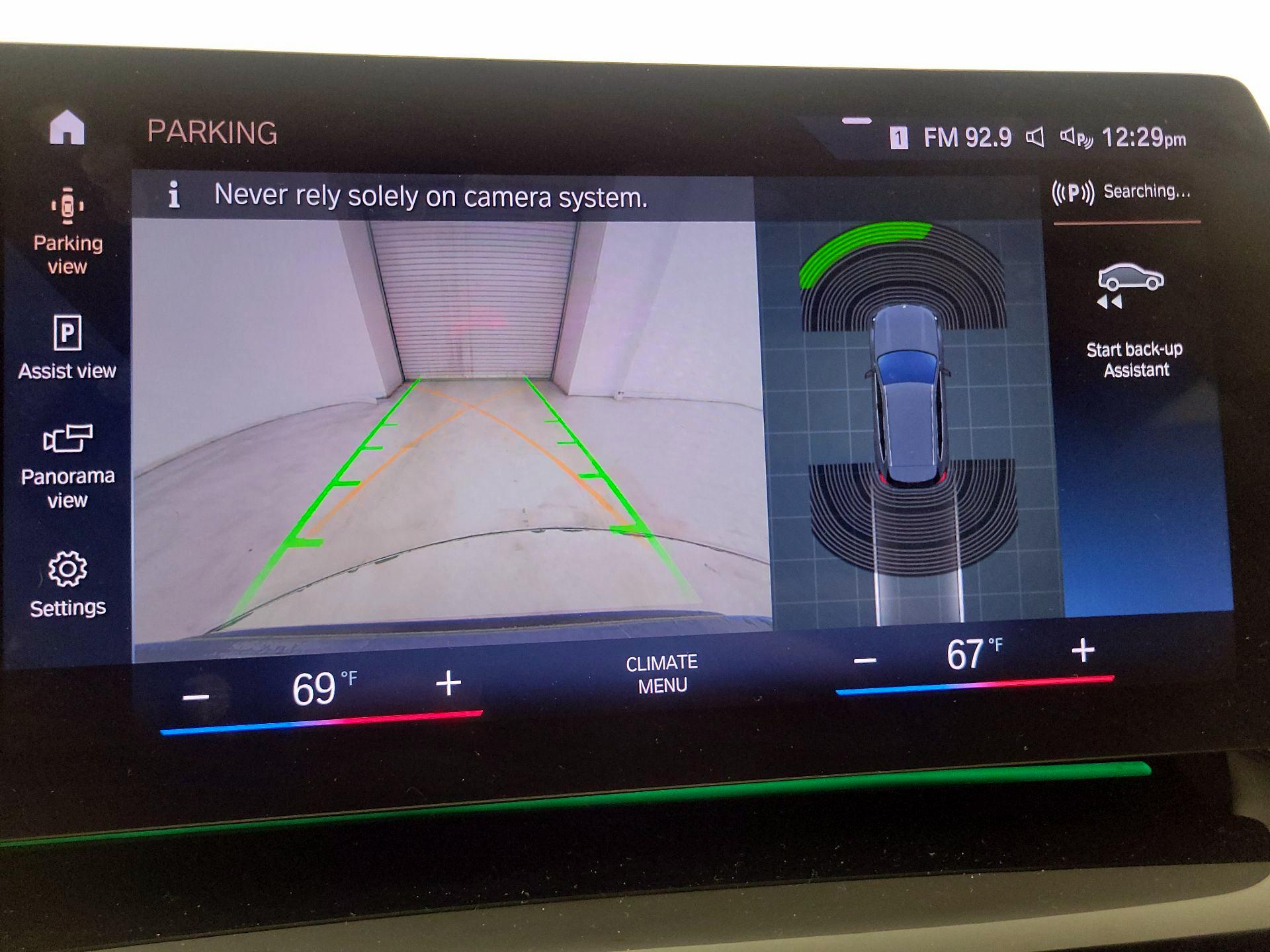 Thumbnail: 2023 BMW X1 - 15
